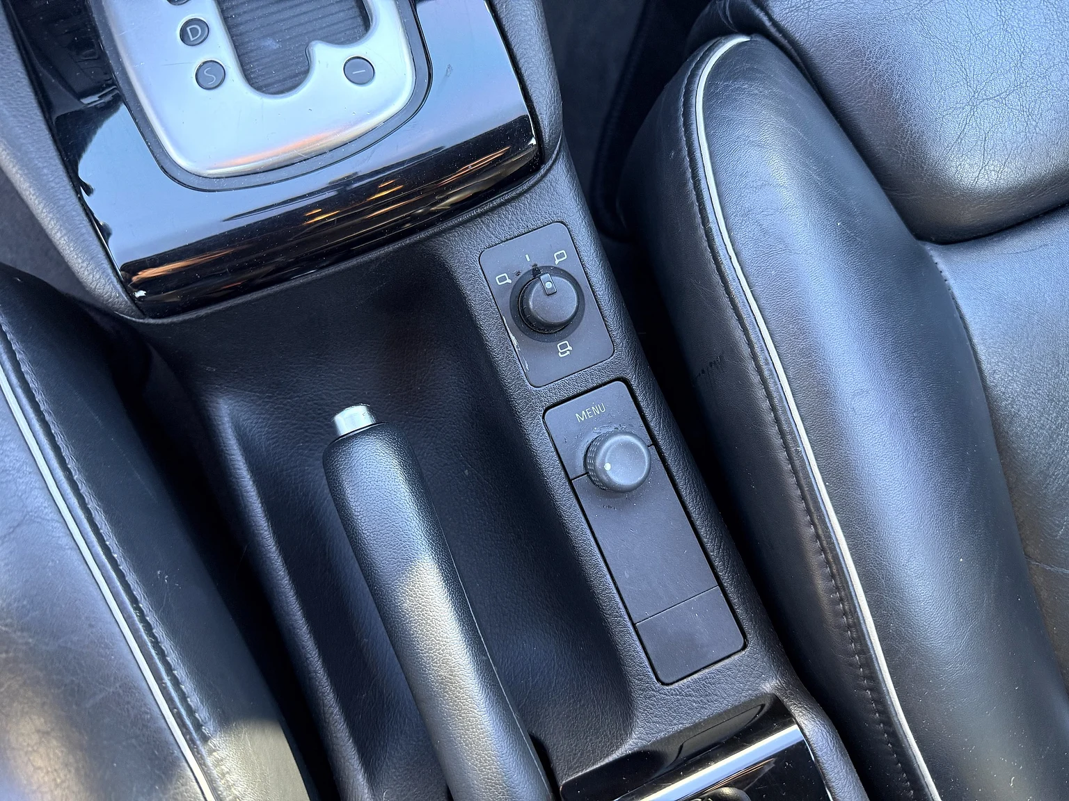 Interiörbild 2002 Audi RS 6 Avant (38)