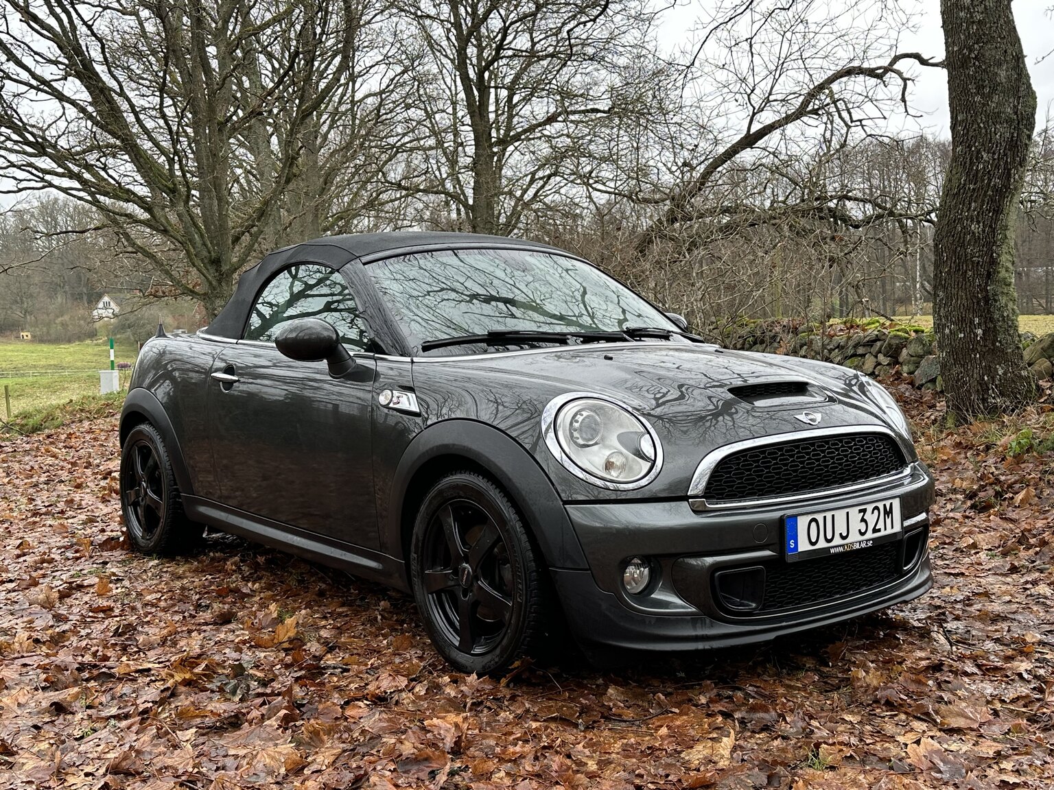 Exteriörbild på 2012 Mini Cooper SD Roadster