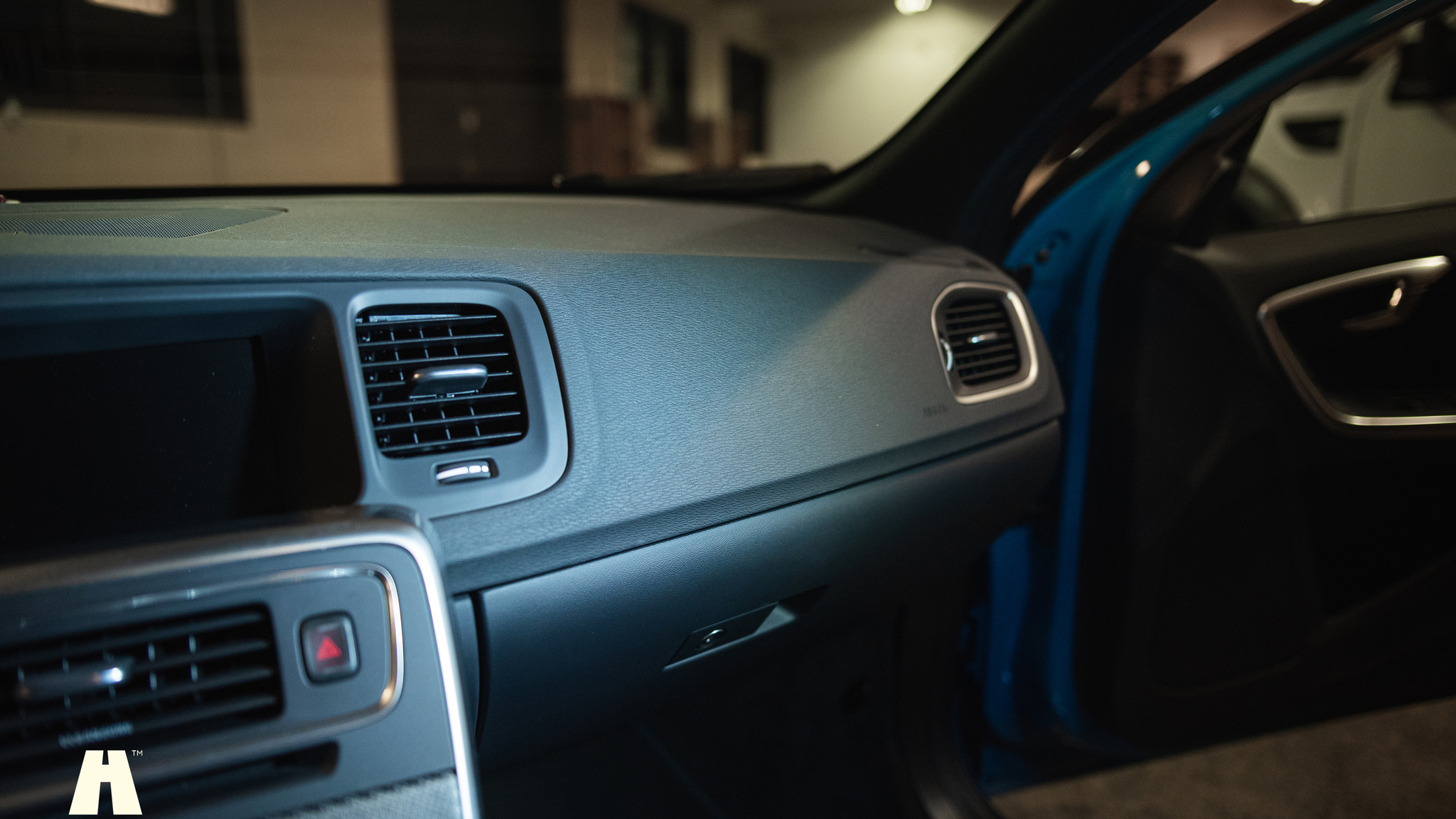 Interior image of 2017 Volvo V60 Polestar T6