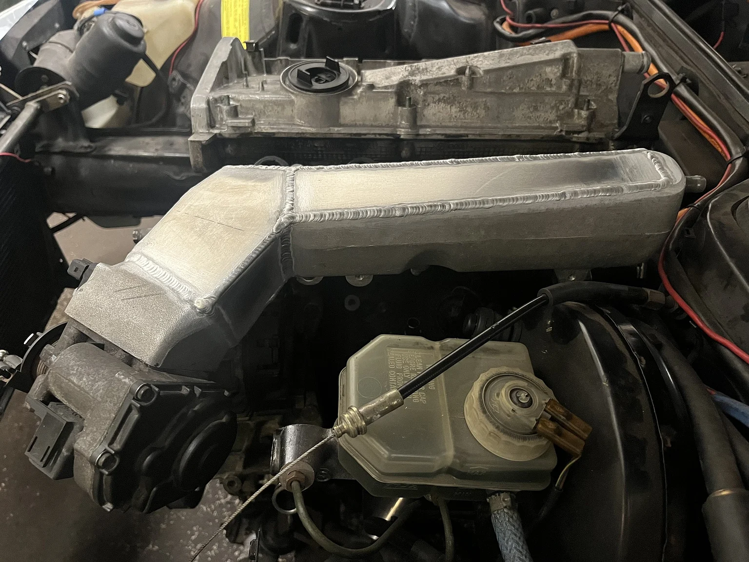 Bild der Verschiedenes von 1983 Porsche 944 1,8 TFSI Targa  (8)