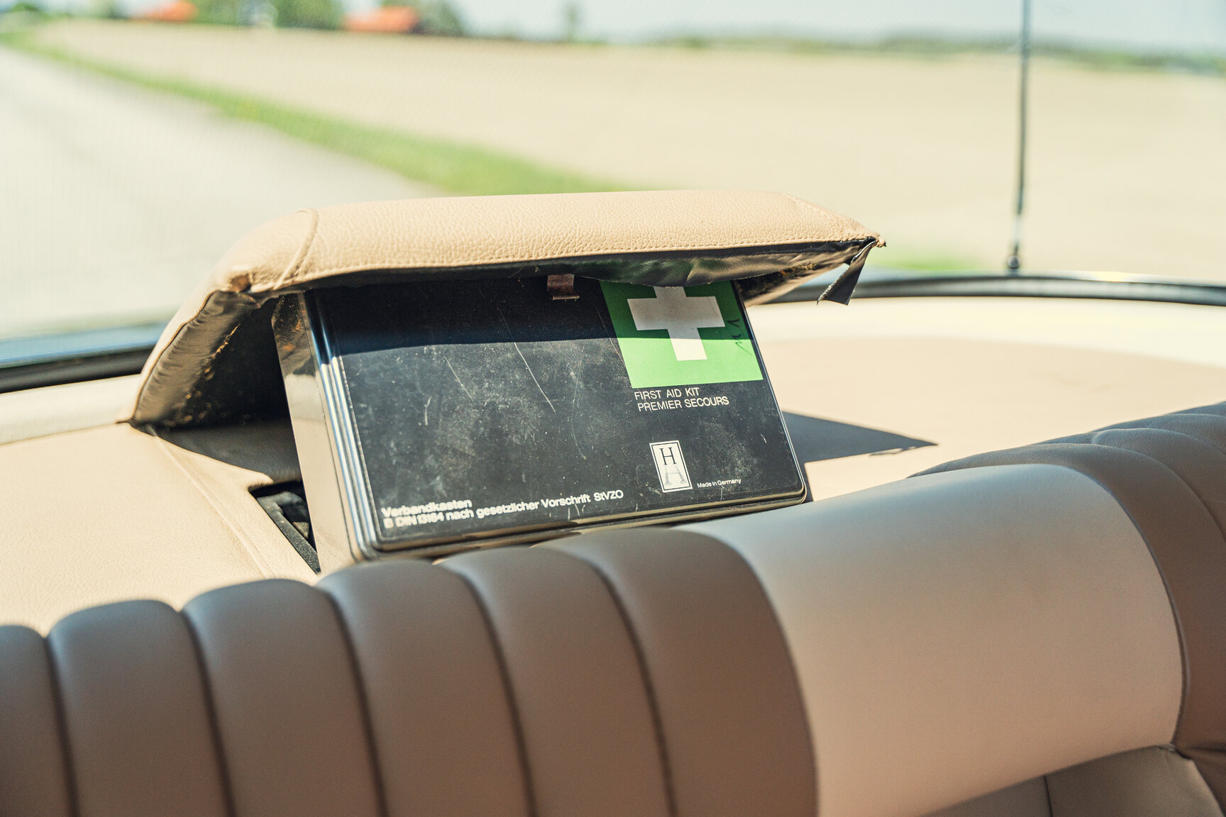 Interiörbild 1976 Mercedes-Benz 450 SLC (59)