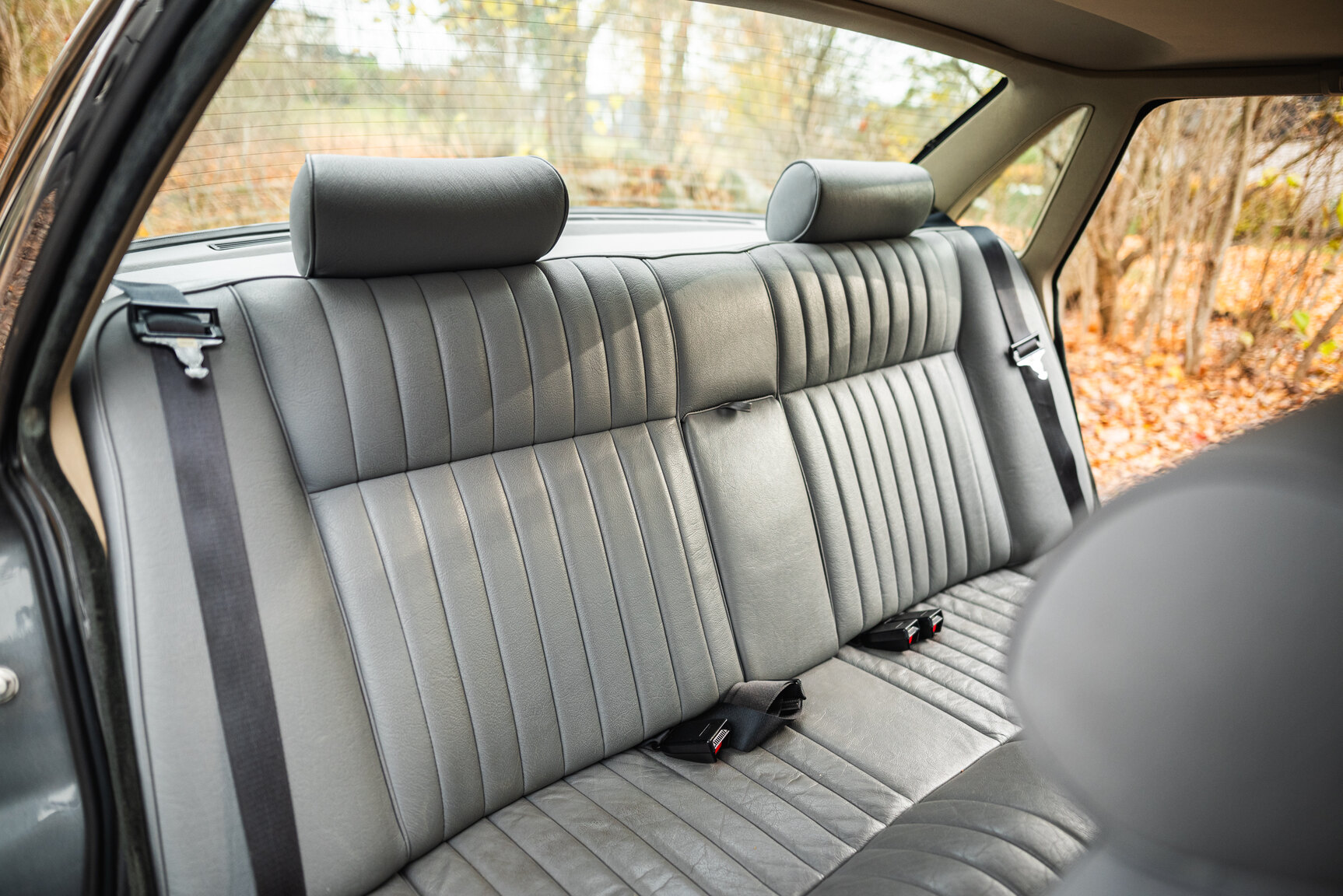 Interior image of 1988 Jaguar XJ Sovereign