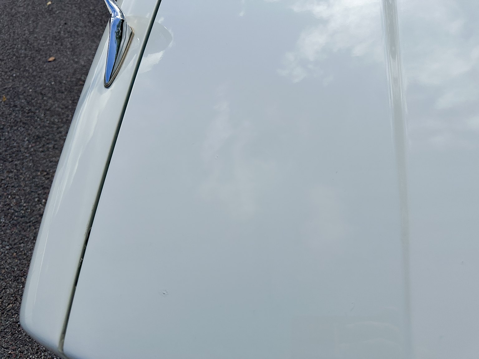 Exterior image of 1967 Volvo 144 1.8 