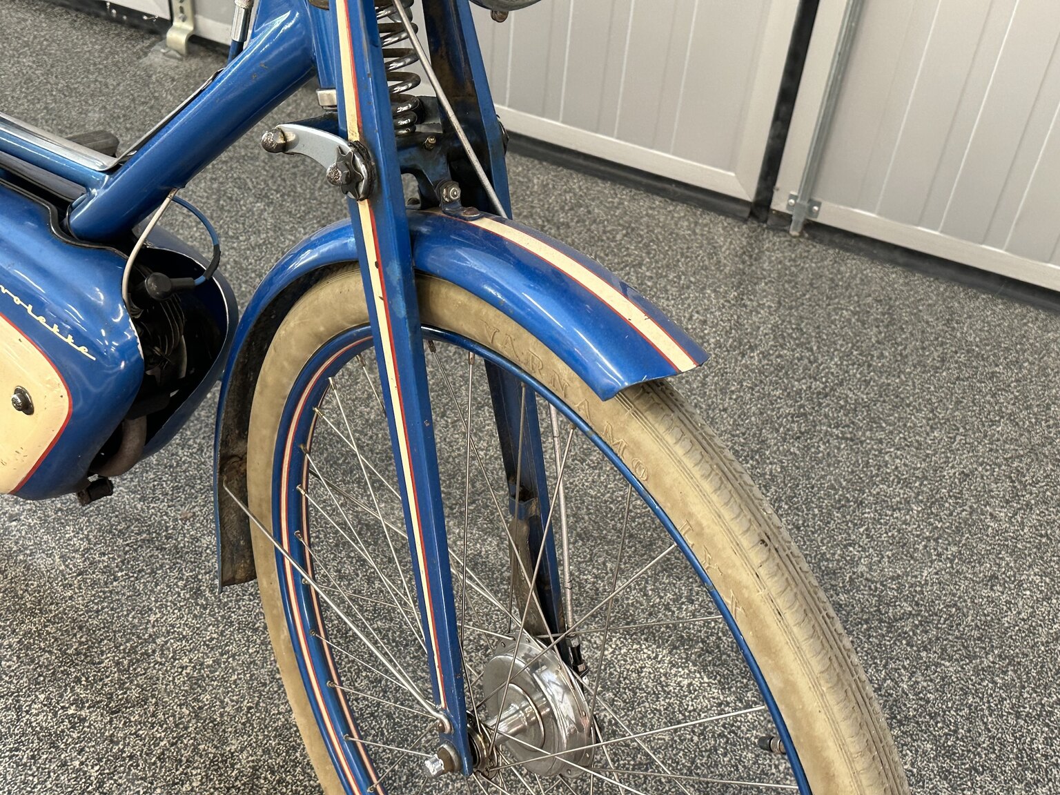 Aussenfoto Husqvarna Novolette