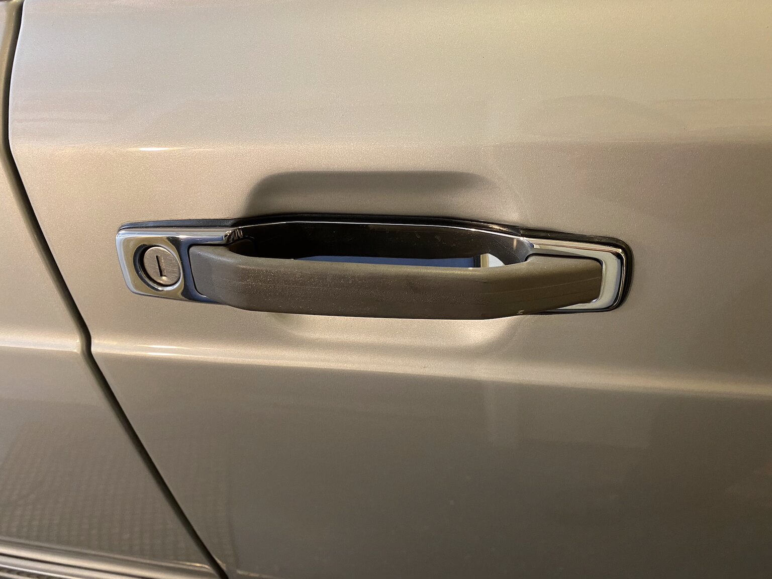 Aussenfoto 1988 Mercedes-Benz 300 SE (49)