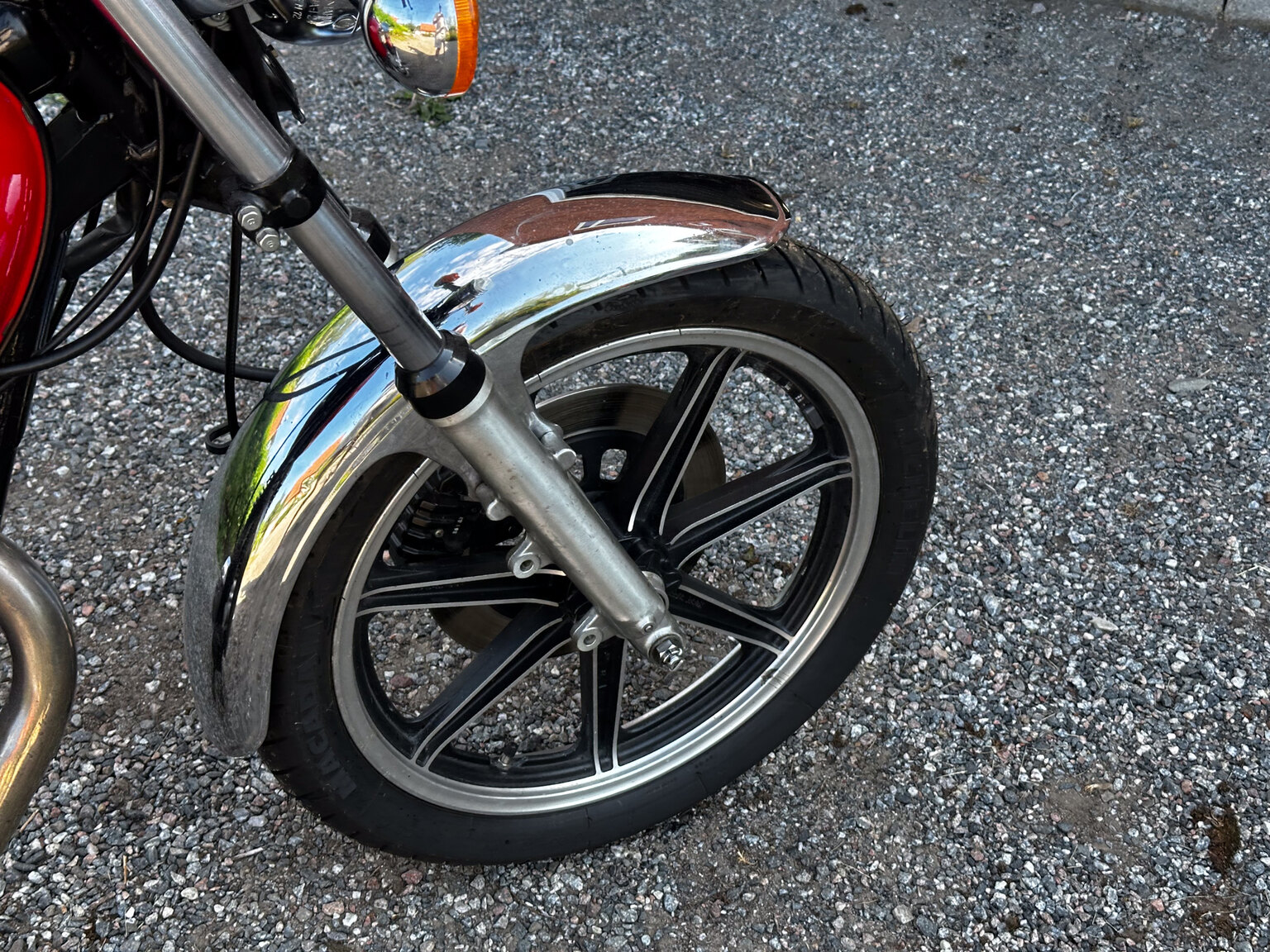 Exterior image of 1979 Yamaha SR500