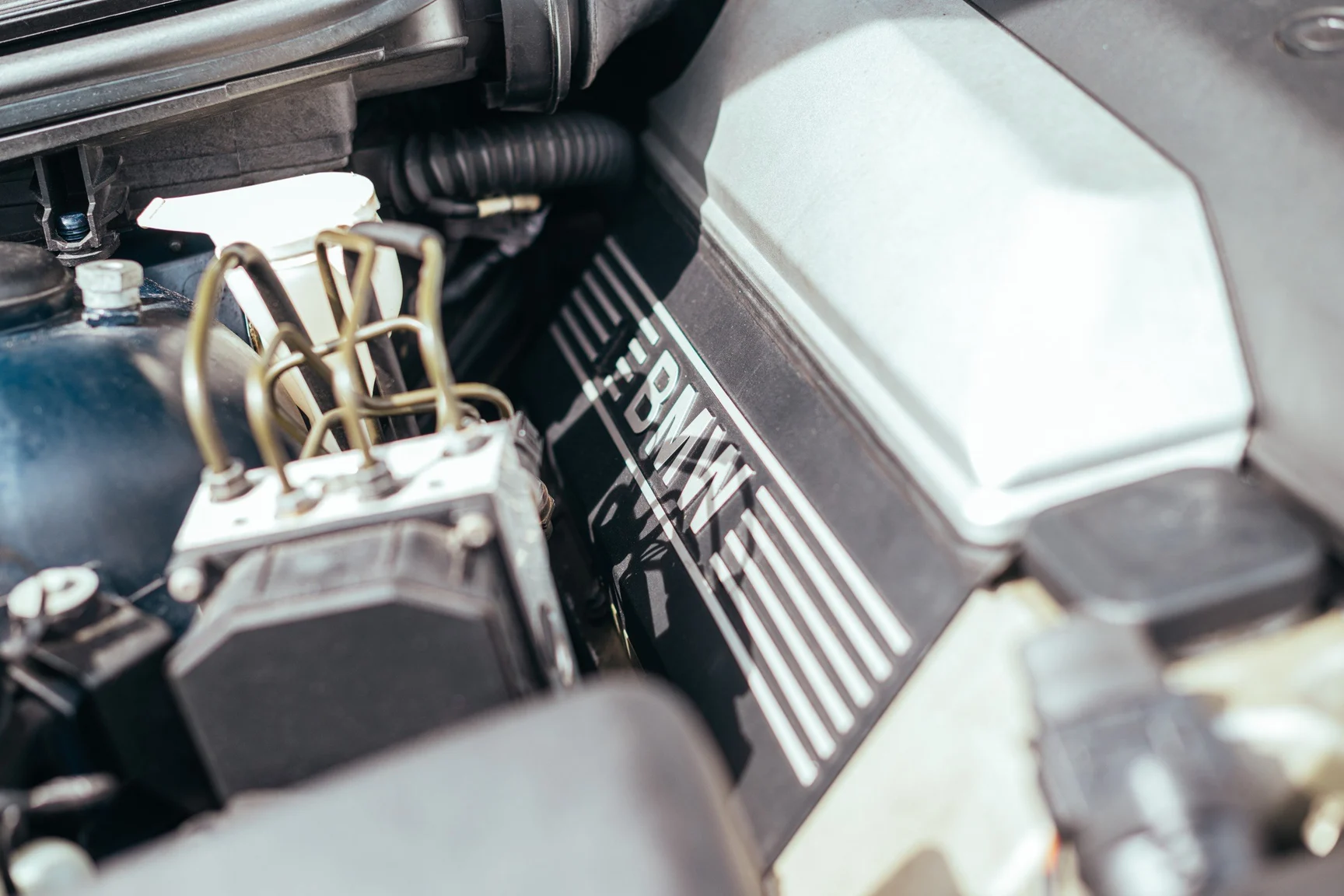 Image of 1999 ALPINA B10 V8 mechanics (16)