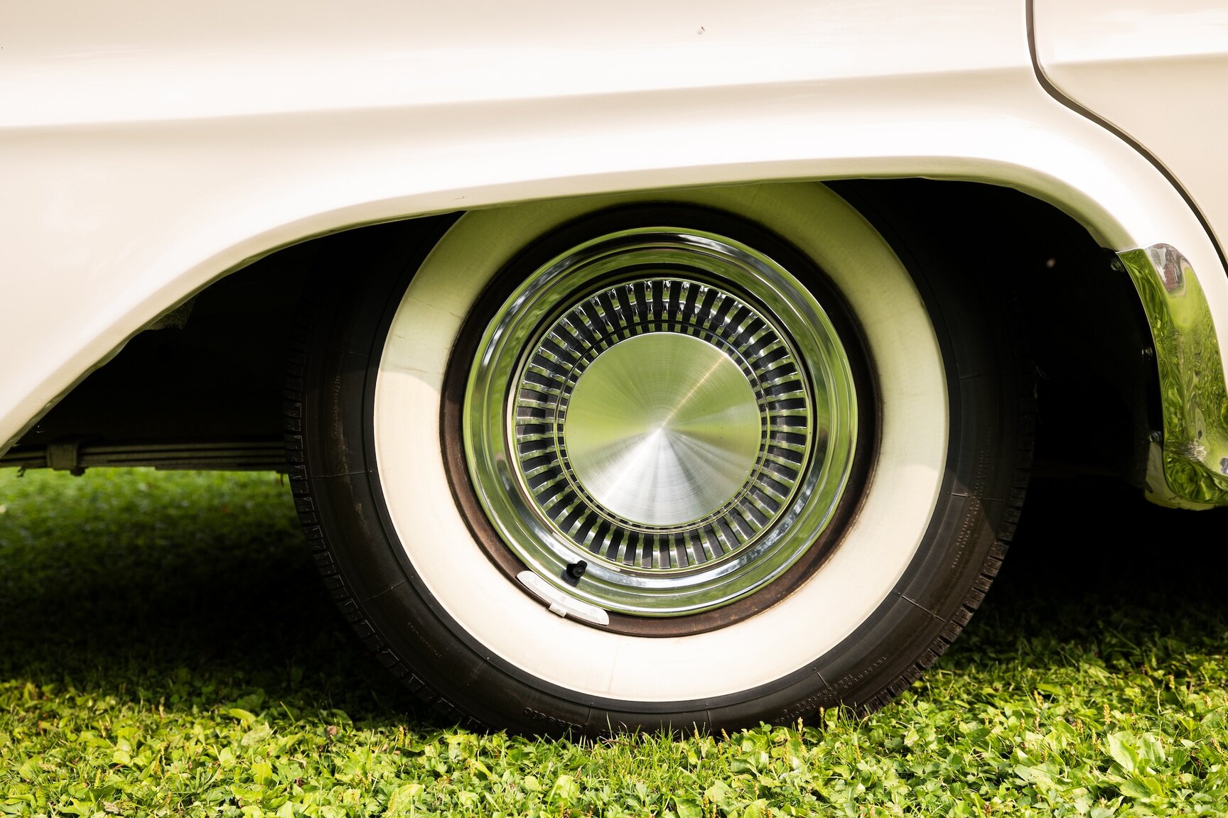 Exterior image of 1962 Chrysler New Yorker