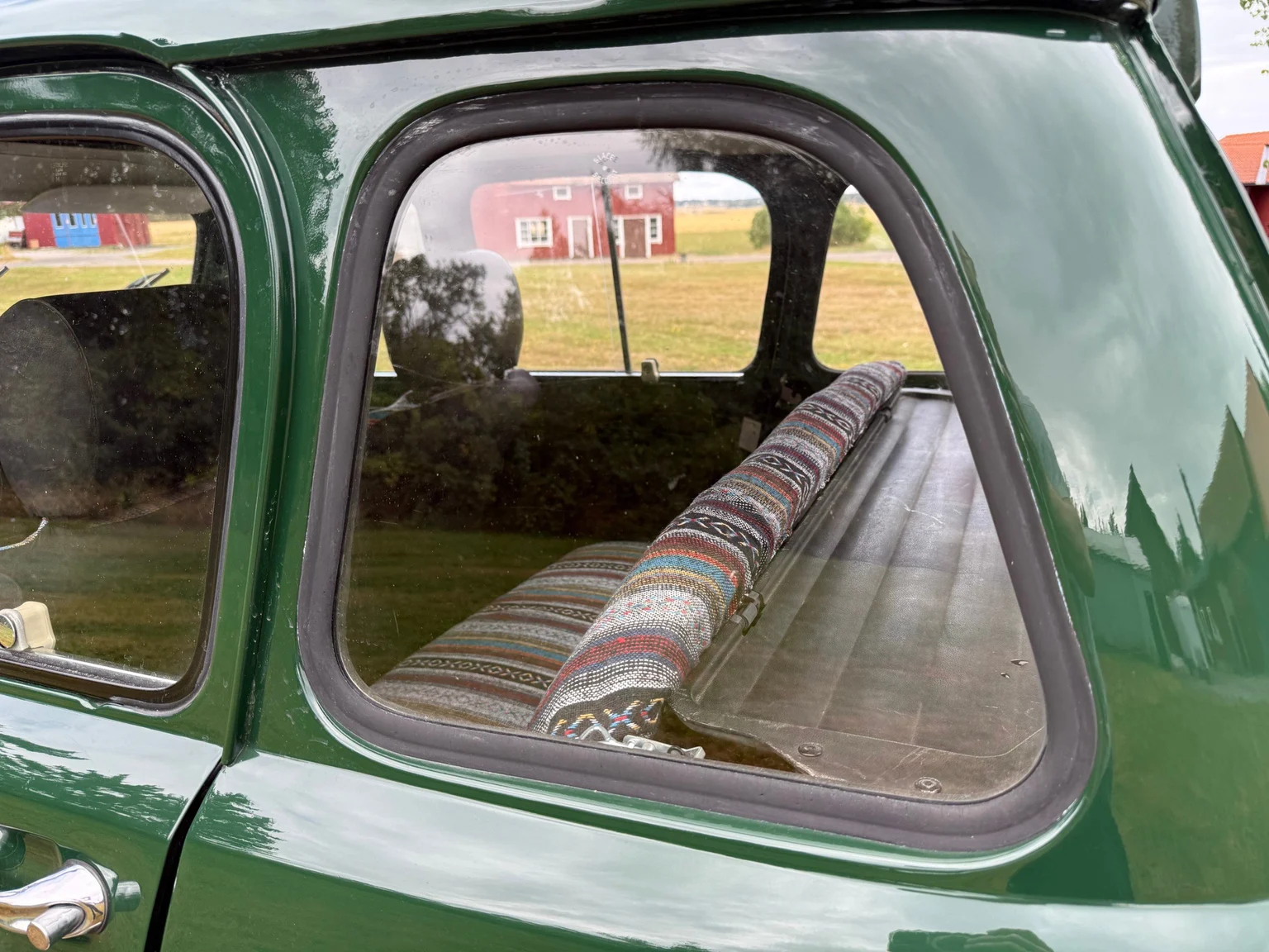 Exteriörbild på 1970 Renault 4 (45)