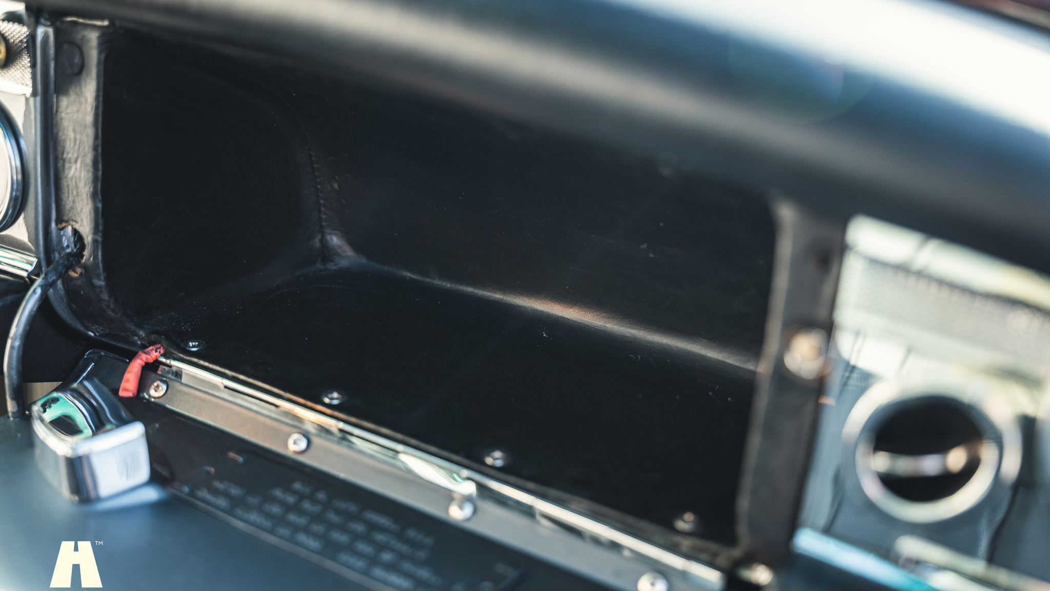 Interiörbild 1970 Mercedes 280 SL Pagoda (73)