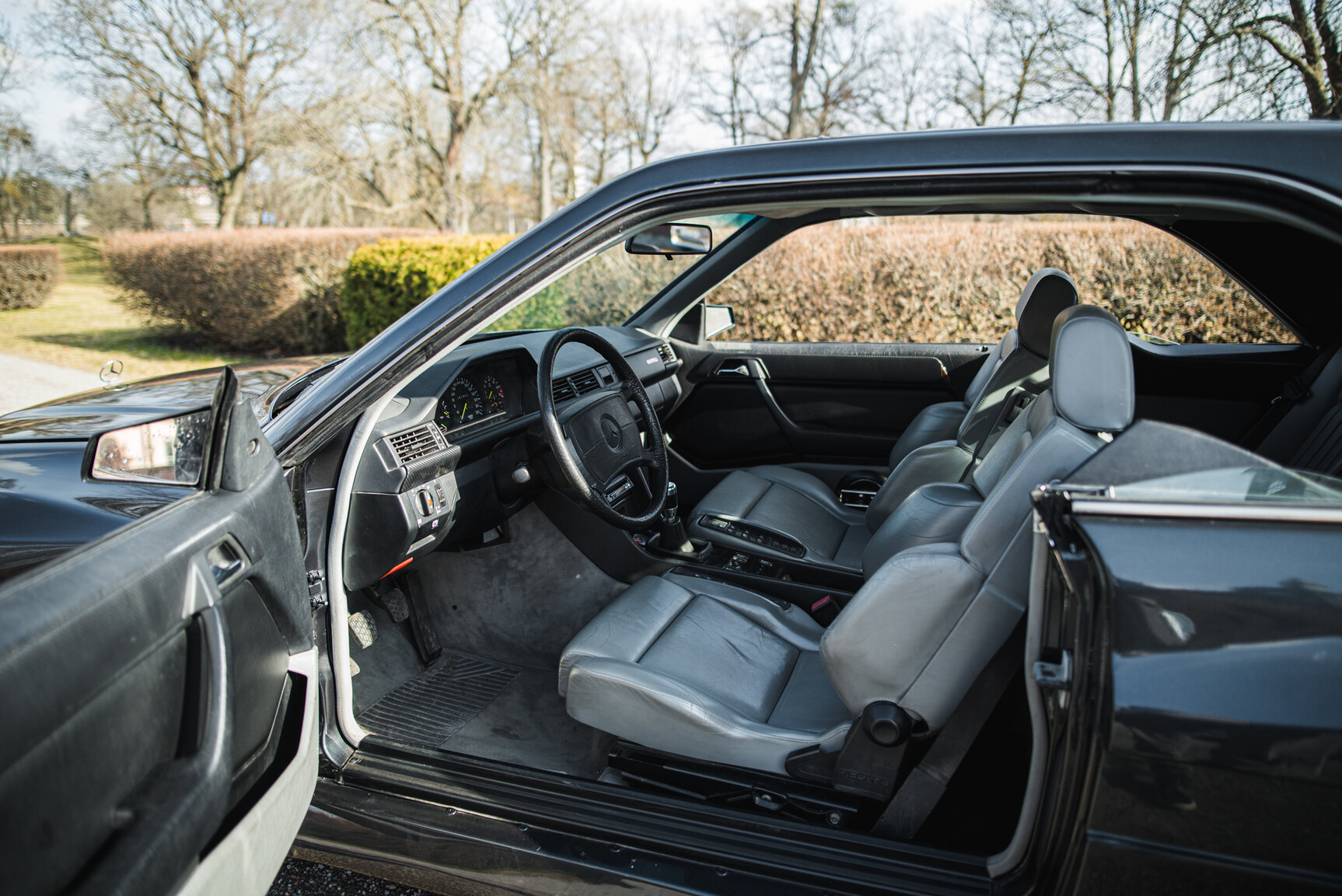 Interior image of 1989 Mercedes-Benz 300 CE Koenig Specials