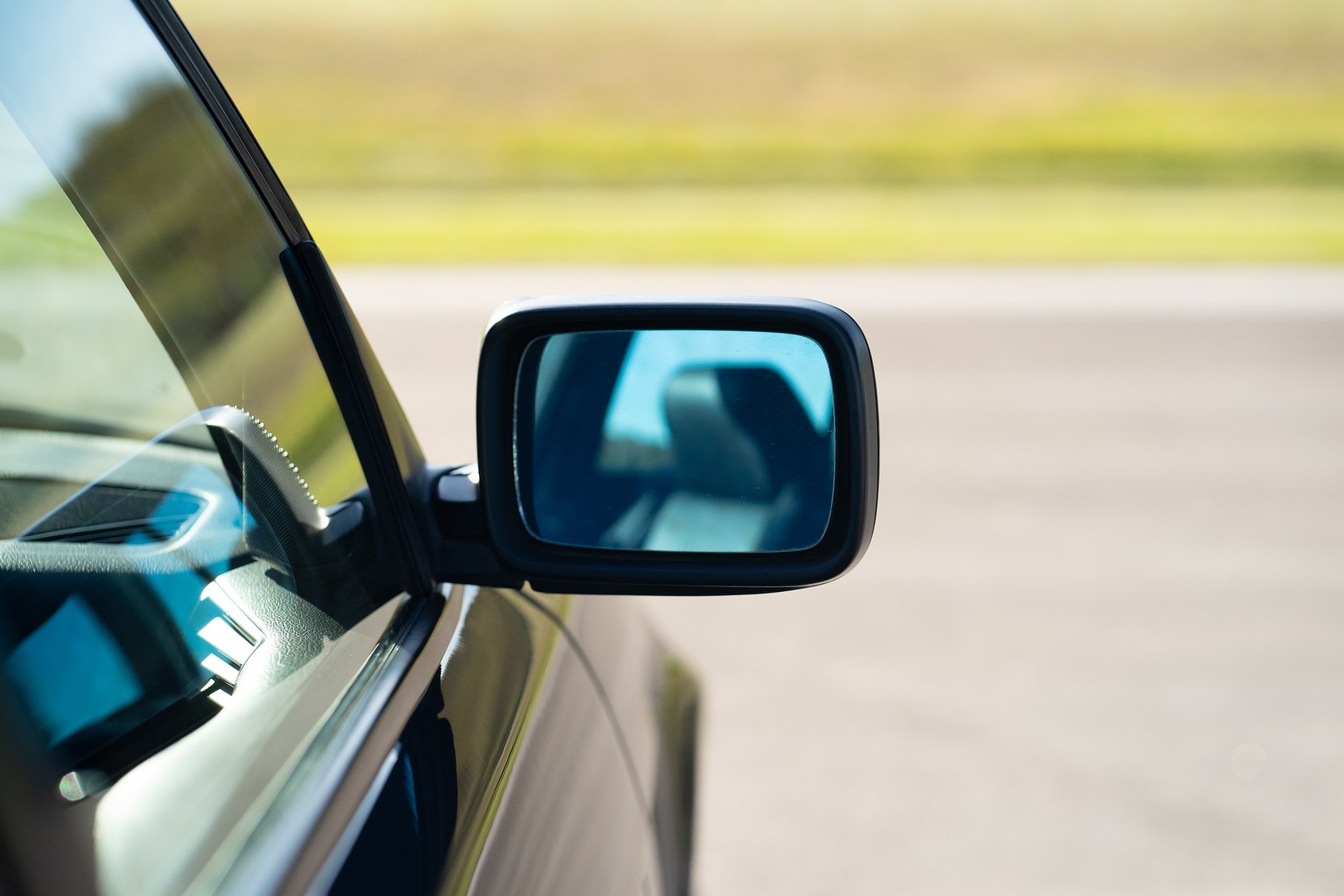 Exteriörbild på 1995 BMW 540i Touring - NO RESERVE (44)