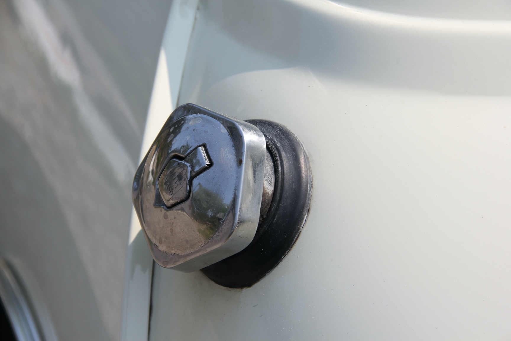 Exteriörbild på 1966 BMC Cooper (26)