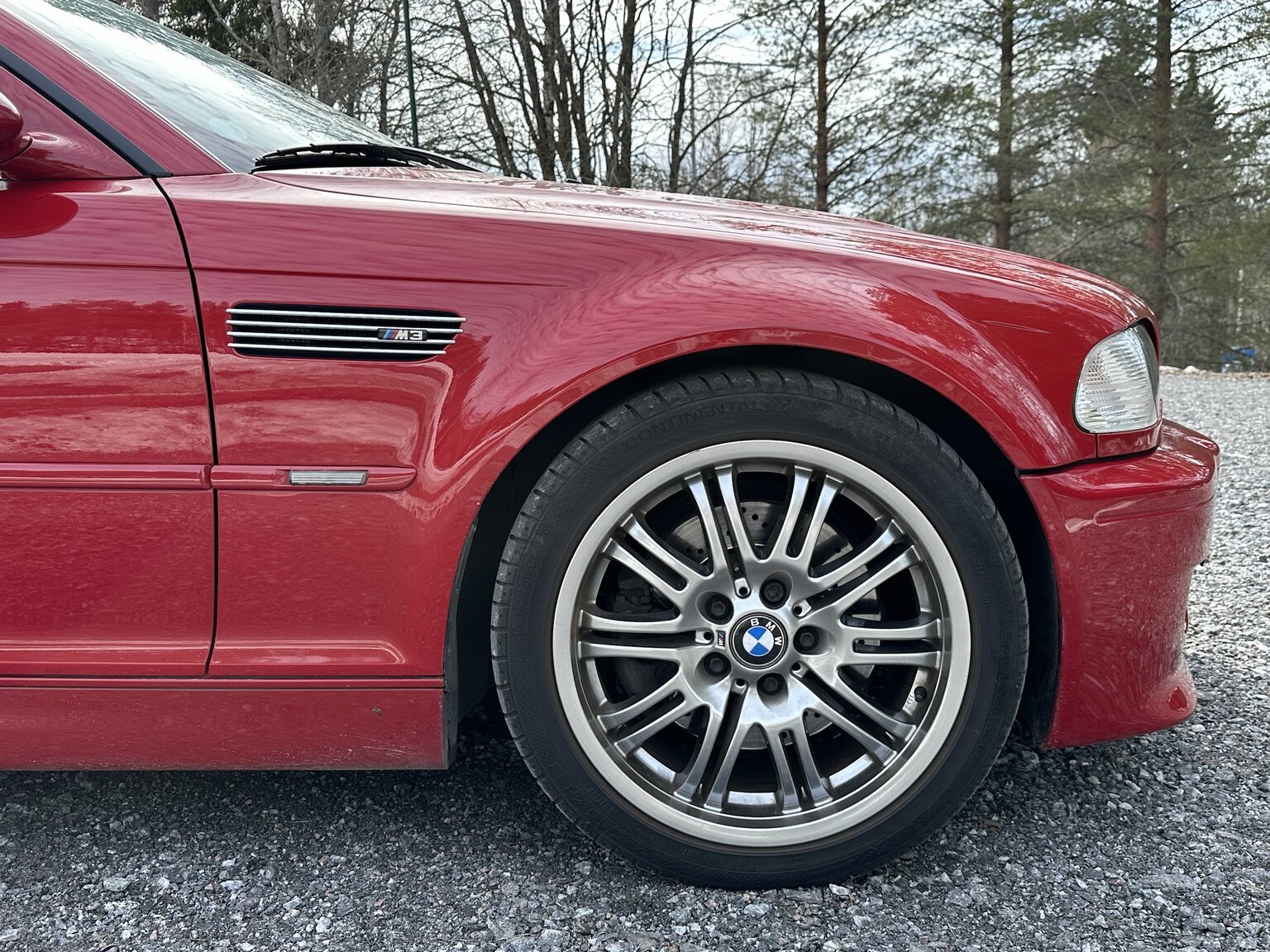 Exterior image of 2002 BMW M3 Coupé (51)