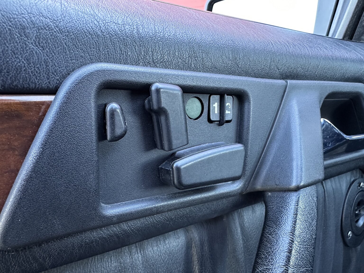 Interiörbild 1990 Mercedes-Benz 300 CE 24V