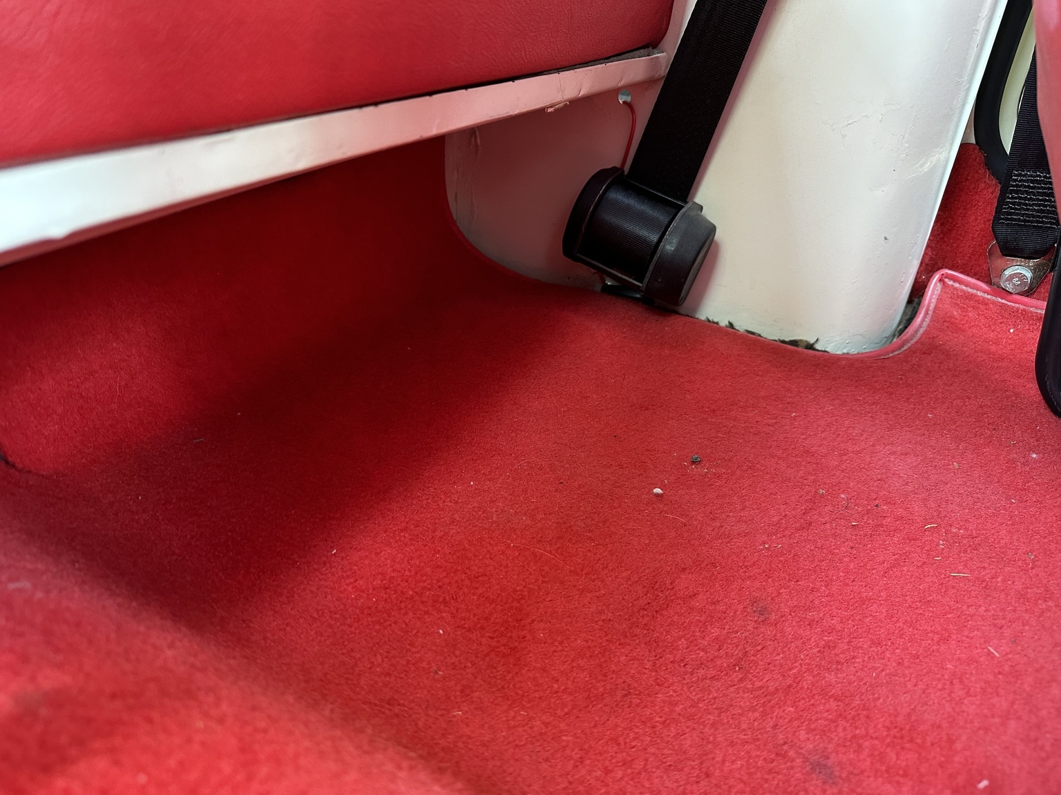 Interior image of 1966 BMC Cooper (31)