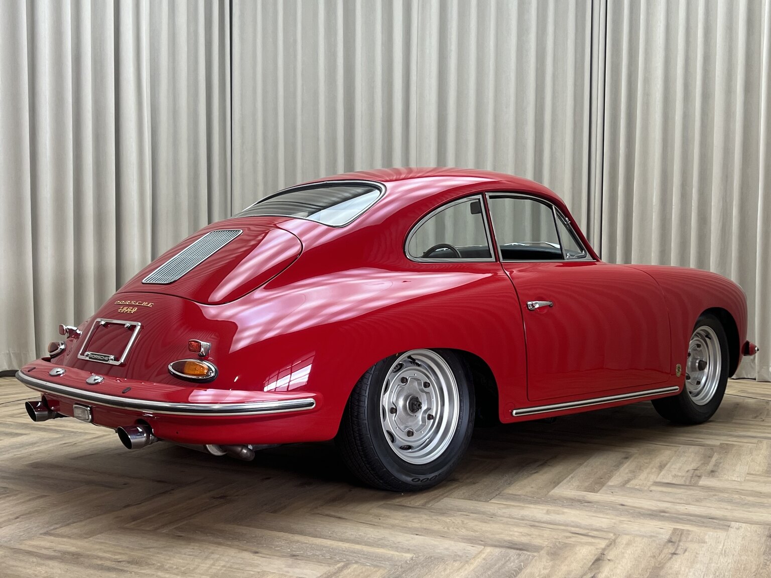 Exterior image of 1960 Porsche 356
