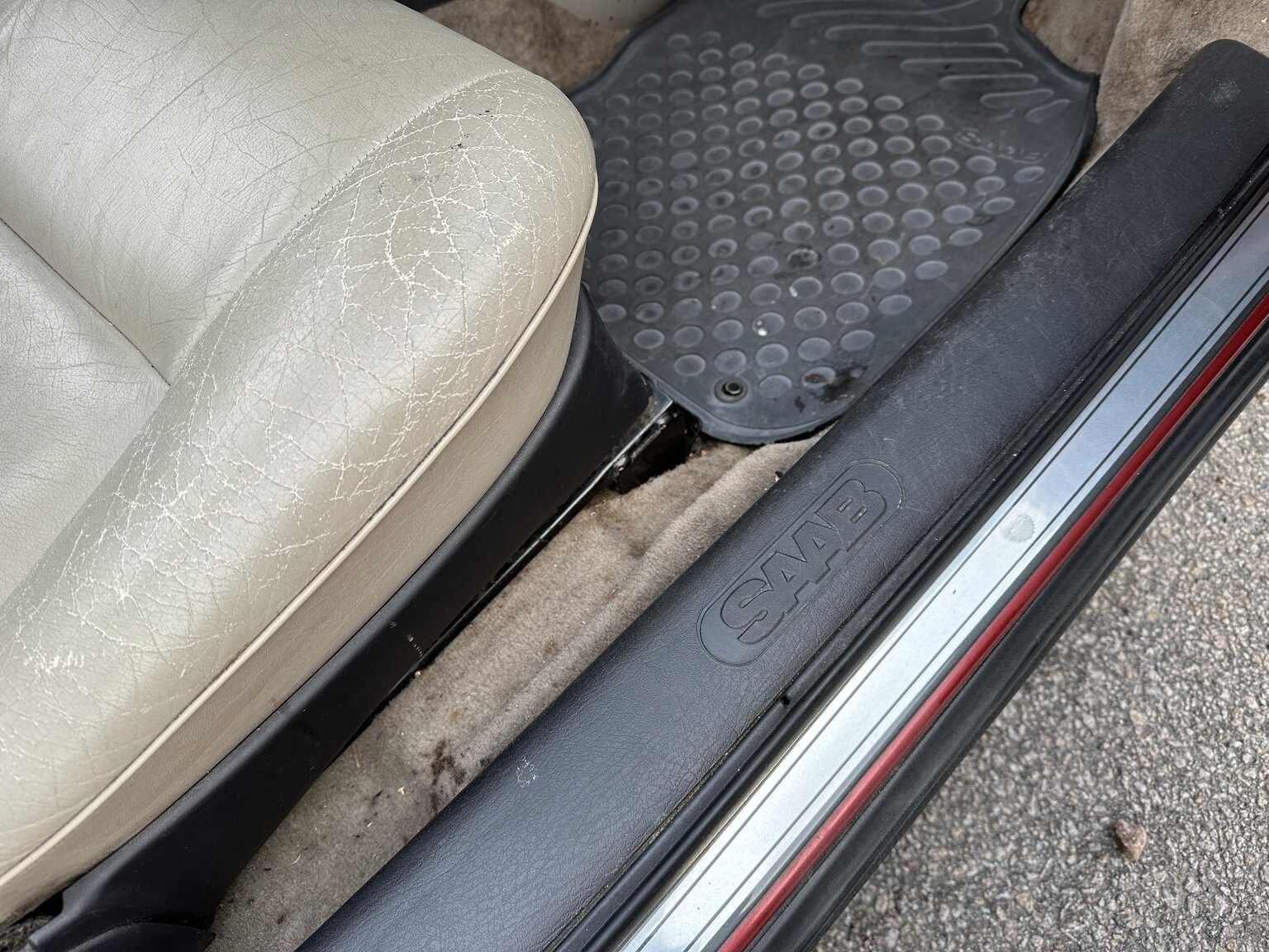 Interiörbild 1997 Saab 900 Cabriolet - En ägare