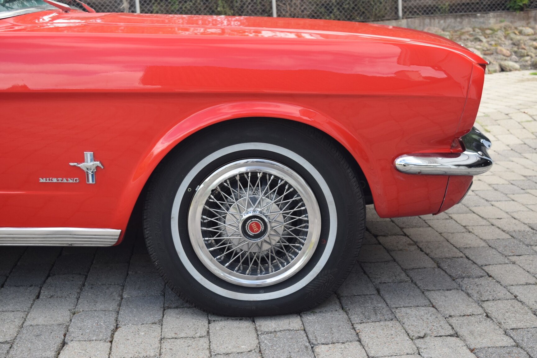 Exterior image of 1965 Ford Mustang 
