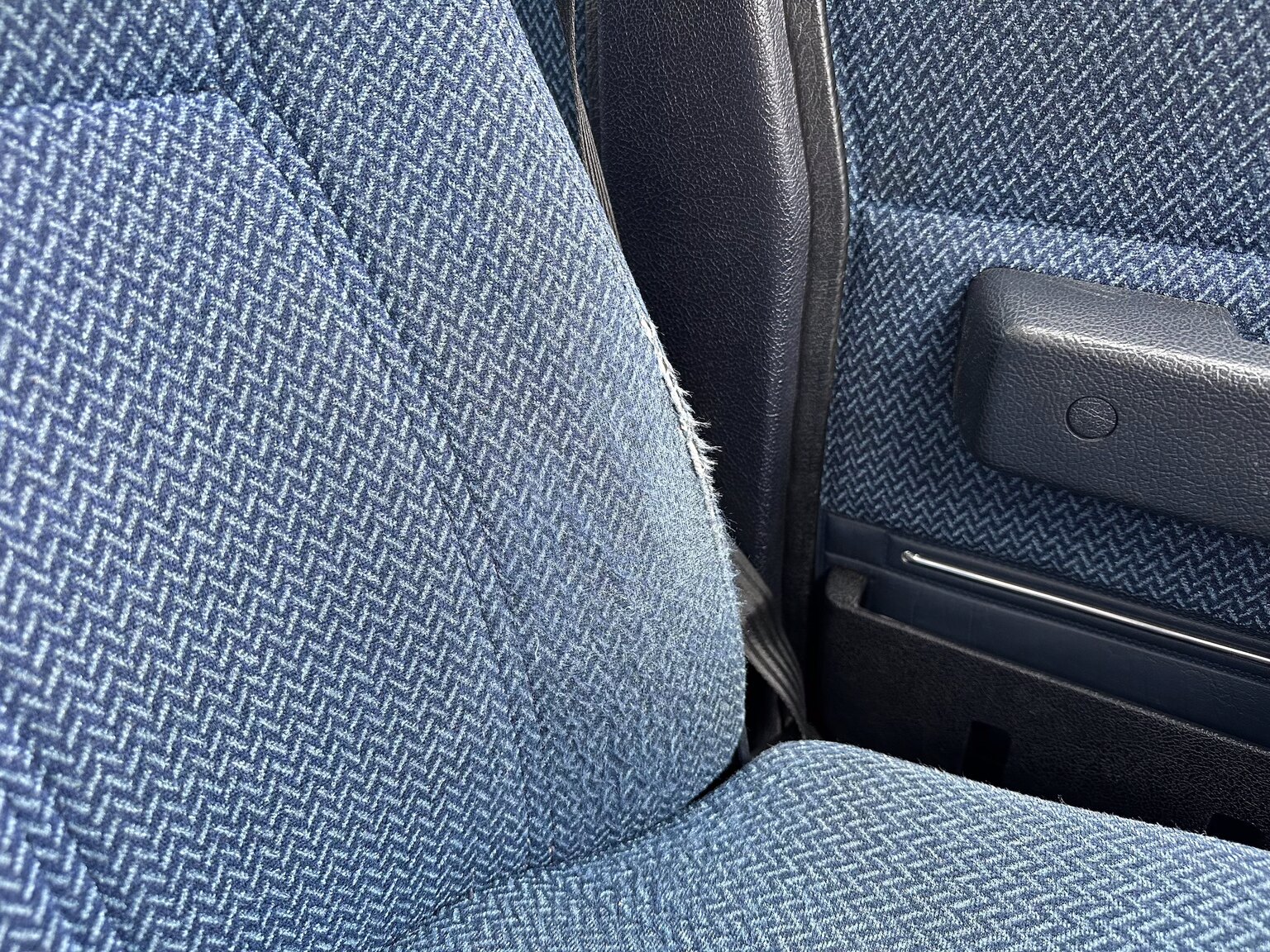 Interiörbild 1986 Volvo 244