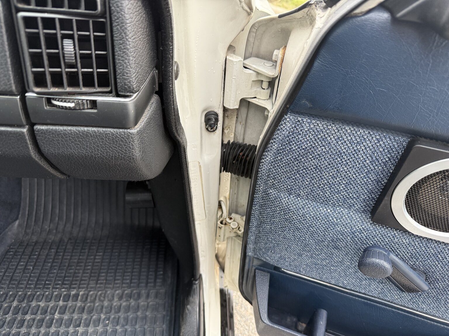 Interiörbild 1991 Volvo 240 GL Automat (23)