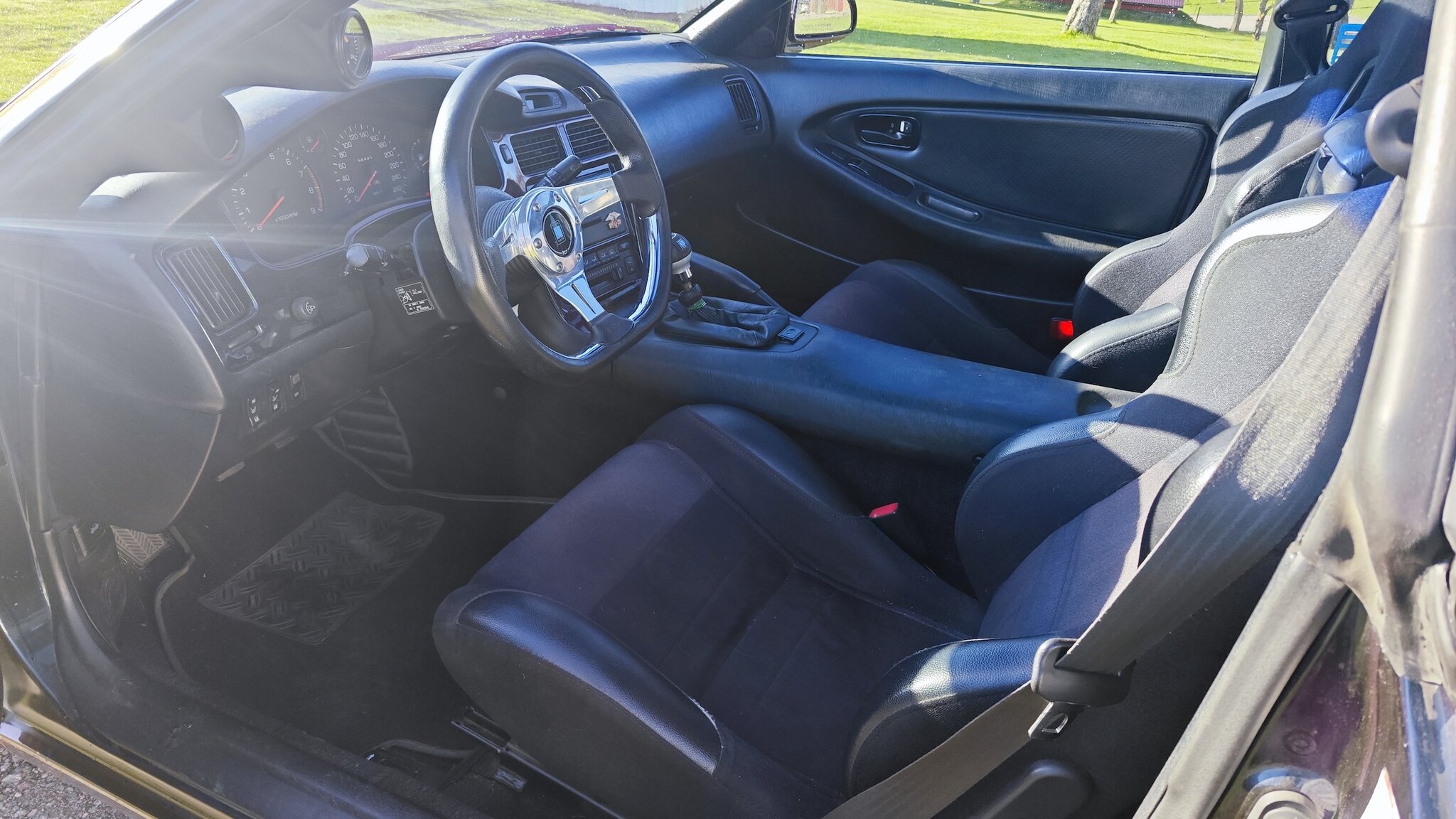 Interior image of 1991 Toyota MR2 Turbo GT-S