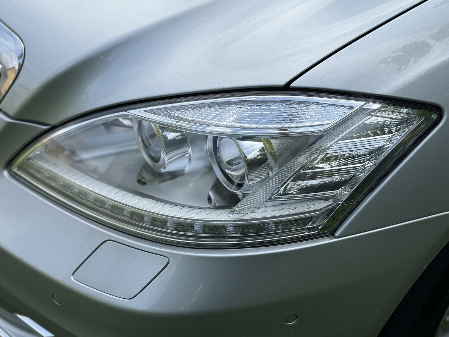 Exteriörbild på 2011 Mercedes-Benz S 500 4MATIC 