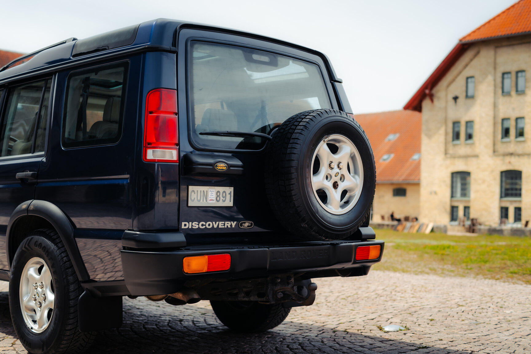 Exteriörbild på 1999 Landrover Discovery II V8