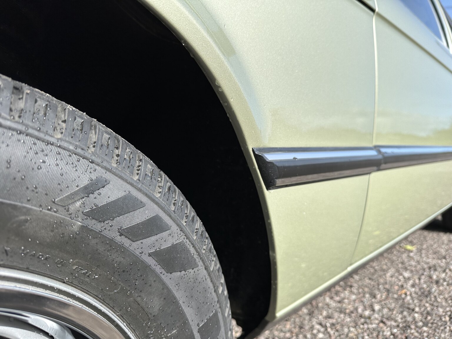 Exteriörbild på 1980 BMW 320i E21