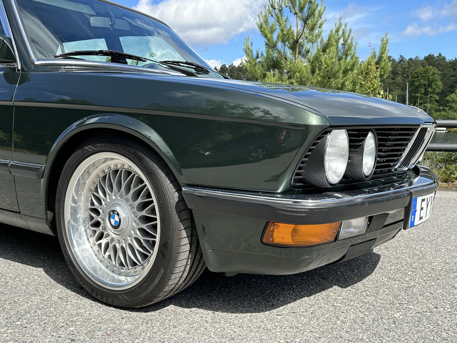 Aussenfoto 1985 BMW 525E