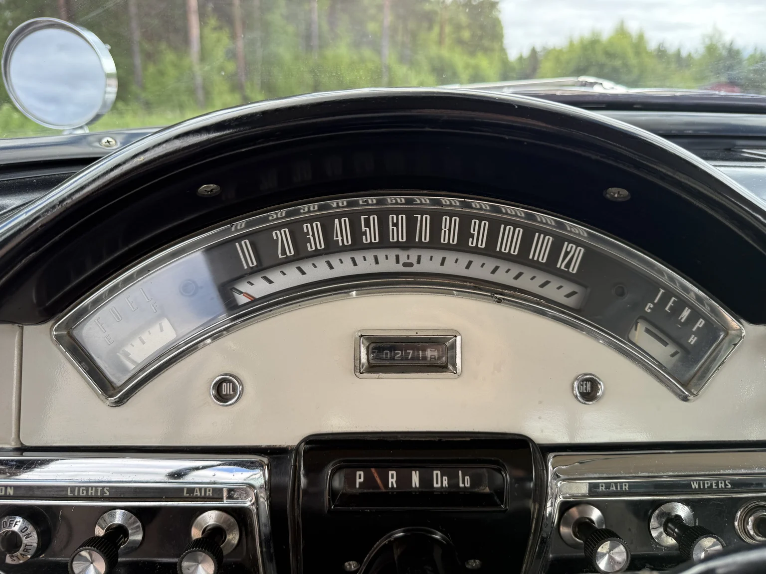 Innenraumfoto von 1957 Ford Fairlane 500 Hardtop Cabriolet (15)