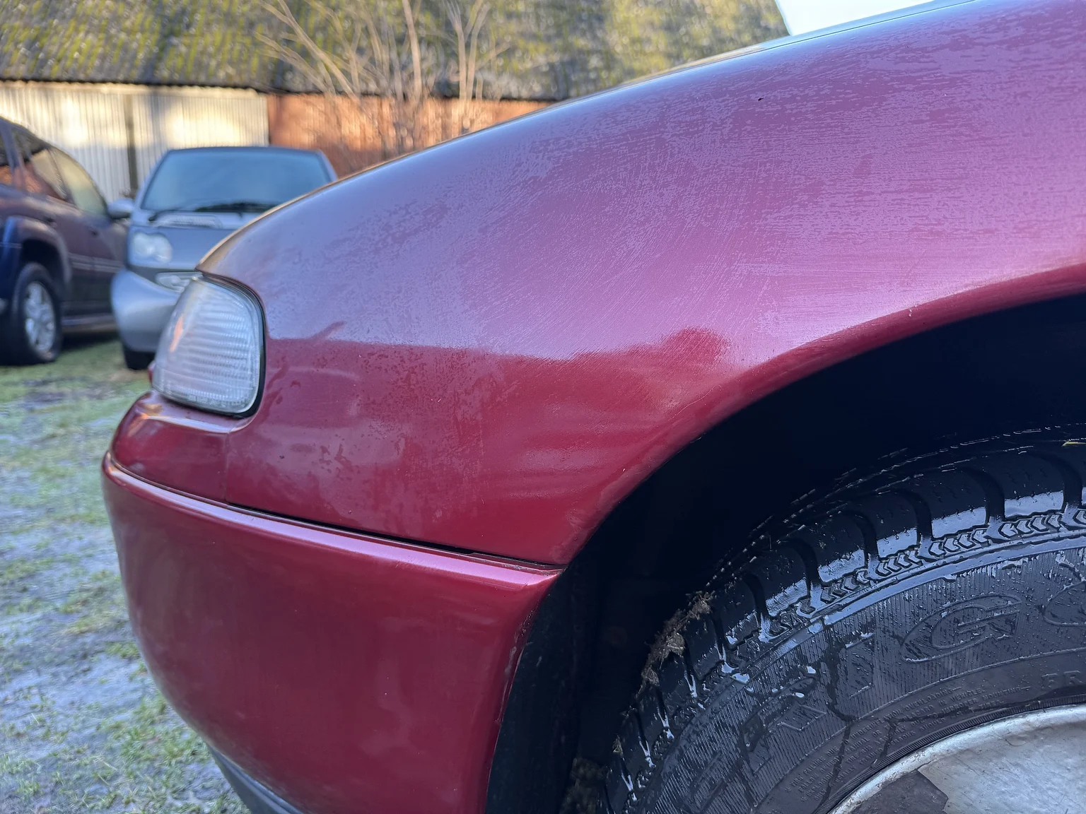 Exteriörbild på 1992 Mazda 626 Hatchback 2.5 V6 Automatic (26)