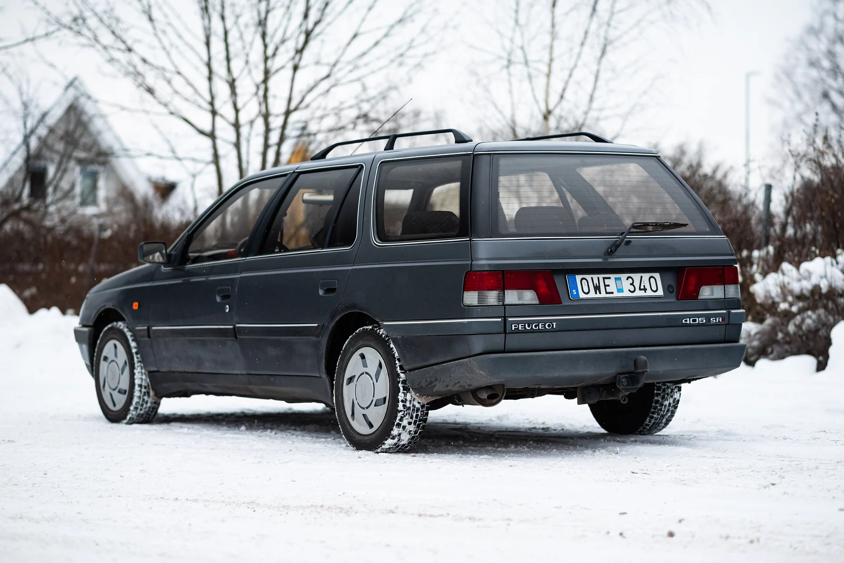 Exterior image of 1991 Peugeot 405 Break SRI (2)