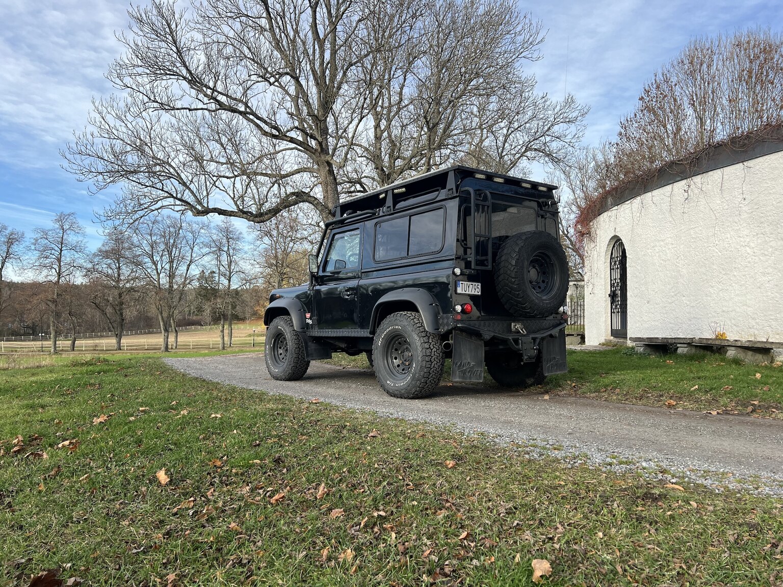 Exteriörbild på 2002 Land Rover Defender 90 2.5 Td5