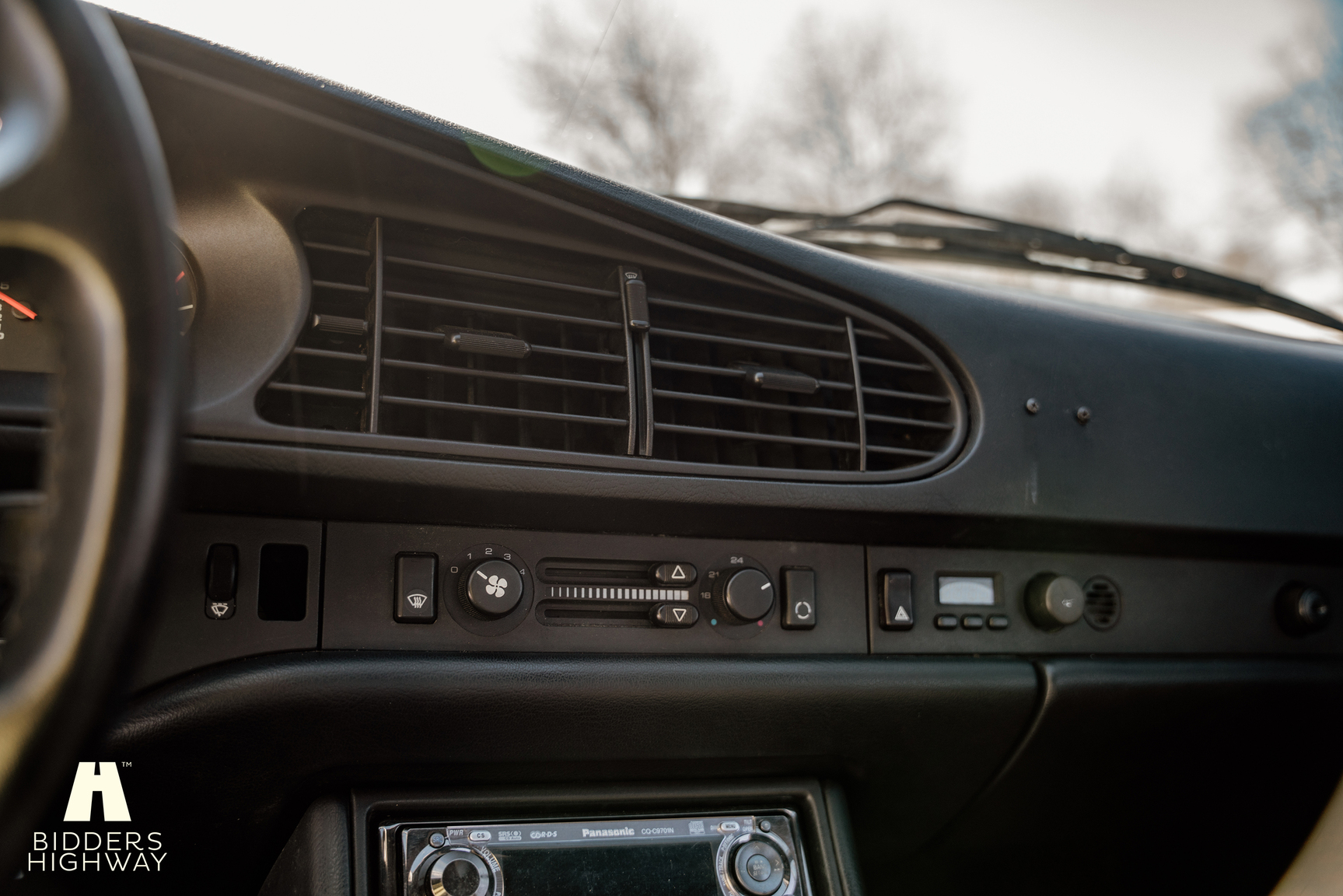 Interior image of 1989 Porsche 944 S2 Cabriolet