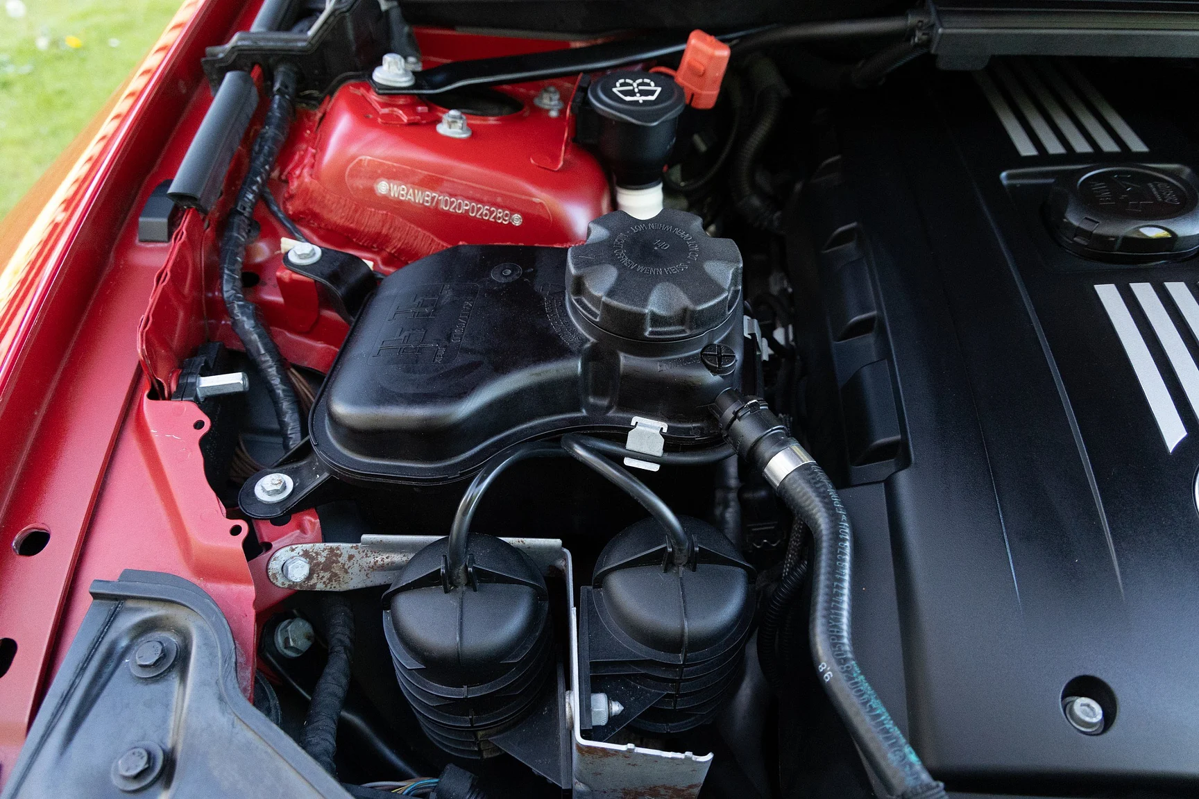Image of 2007 BMW 335i Coupé (7) mechanics