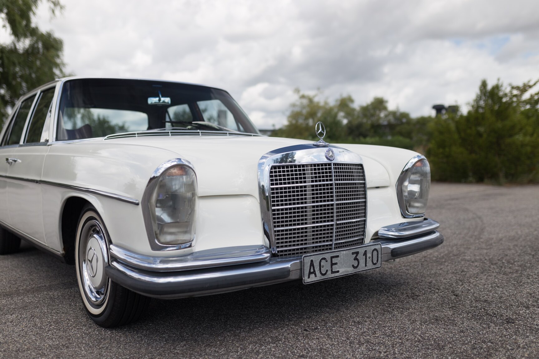 Exteriörbild på 1966  Mercedes-Benz 250 