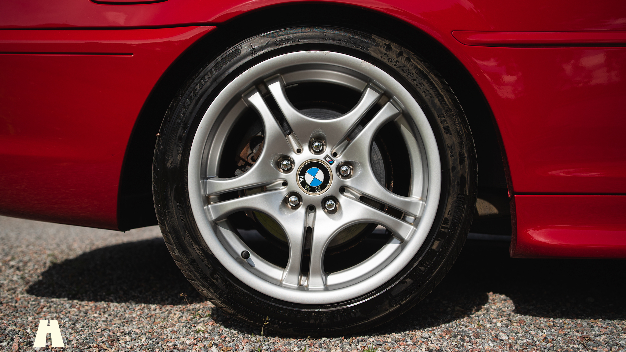 Exteriörbild på 2005 BMW 320ci M-sport Cabriolet