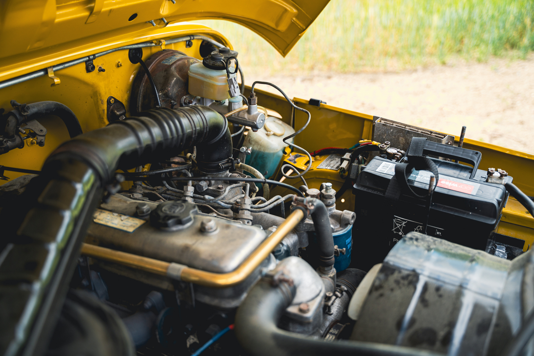 Image of 1976 Toyota Land Cruiser BJ40 mechanics