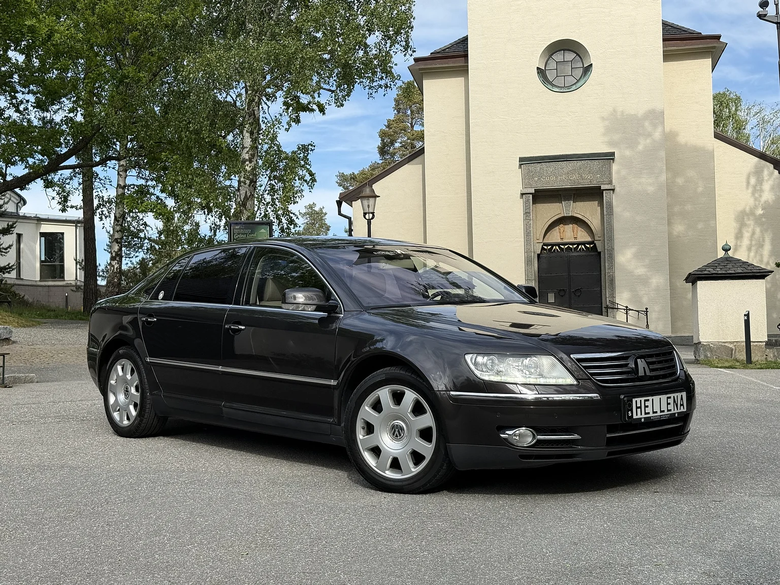 Aussenfoto 2009 Volkswagen Phaeton W12 LWB Executive (1)