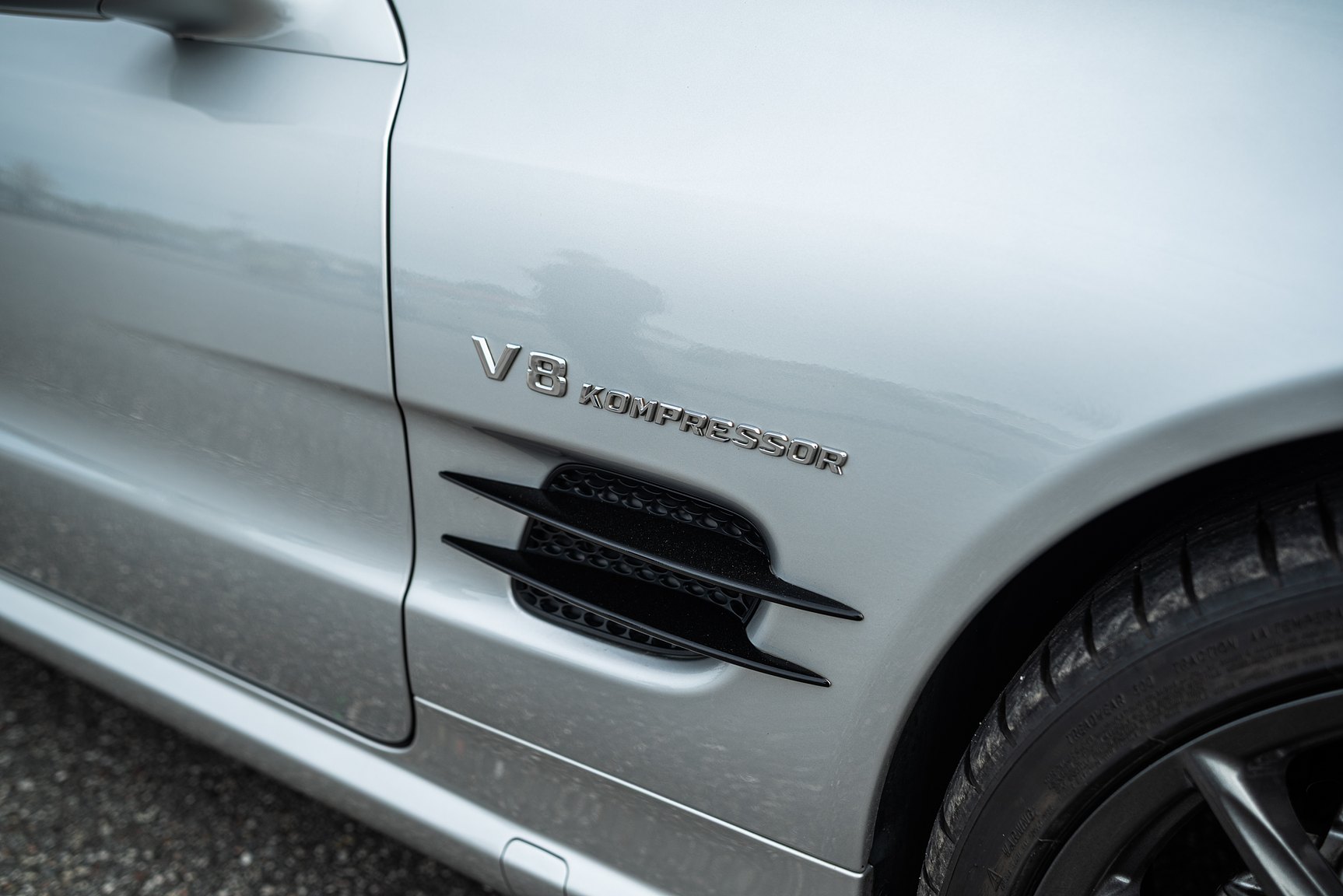 Exterior image of 2002 Mercedes SL 55 AMG