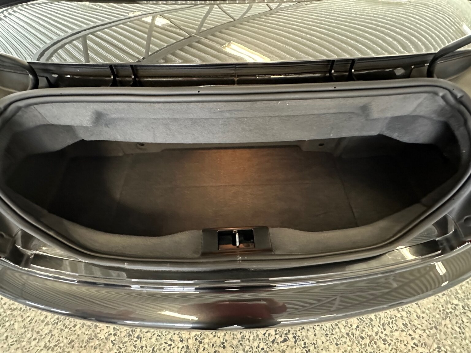 Interior image of 2016 Maserati Grancabrio (25)