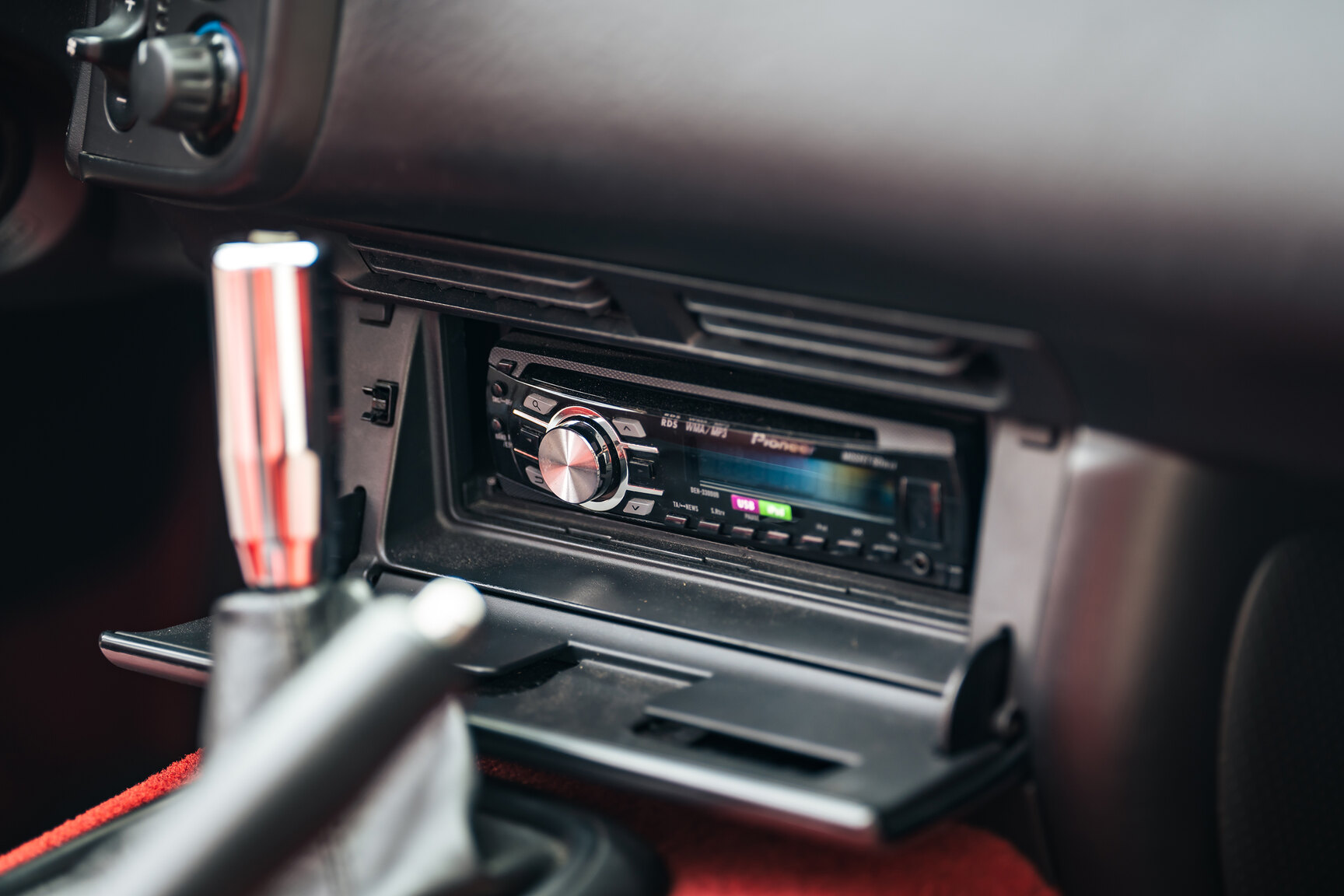 Interior image of 2000 Honda S2000 AP1