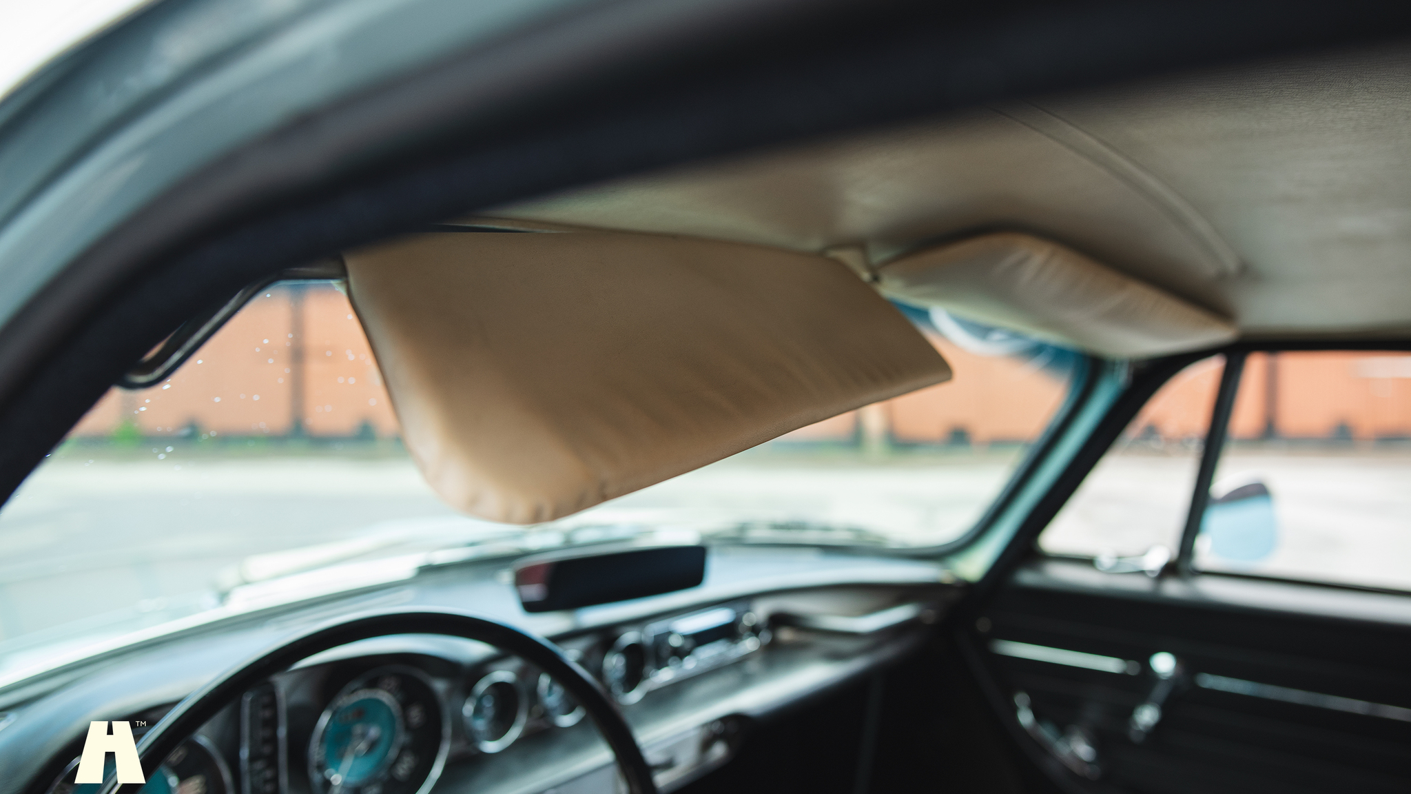 Interiörbild 1966 Volvo P1800 S (34)