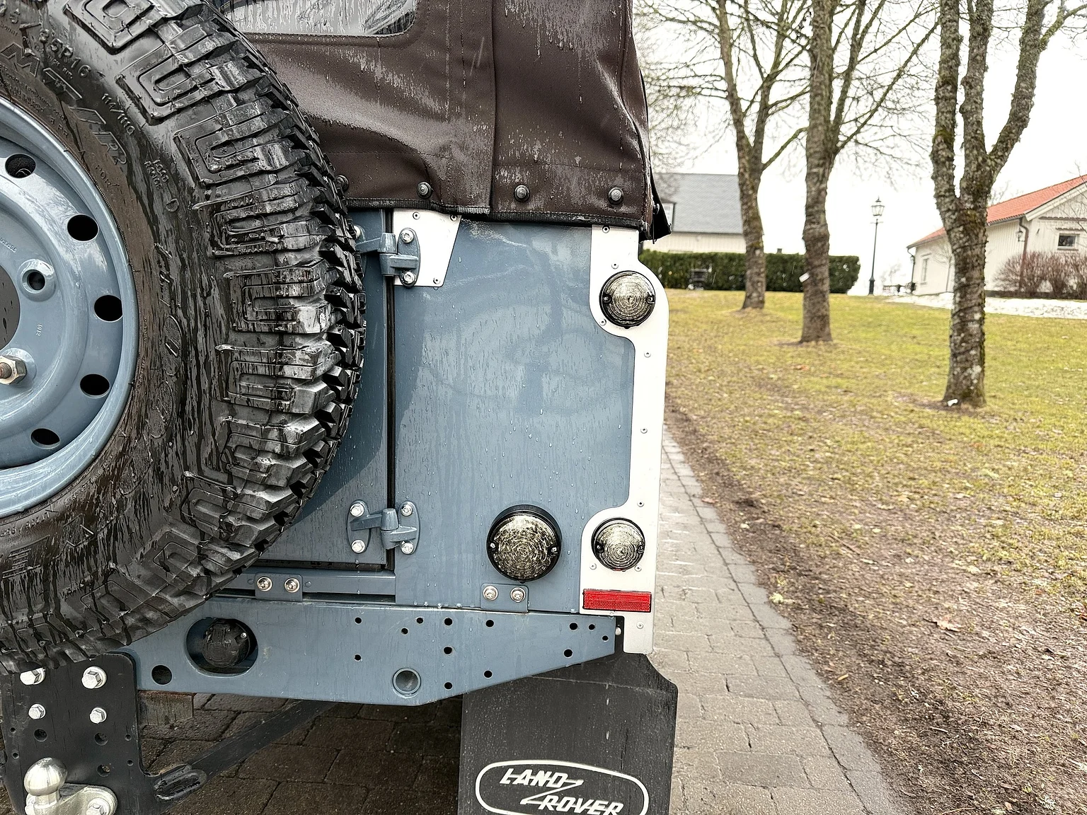 Aussenfoto 2000 Land Rover Defender 110 C (56)