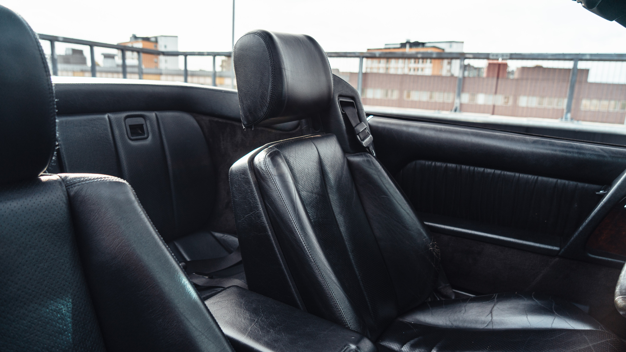 Innenraumfoto von 1994 Mercedes SL320 (R129)  (12)