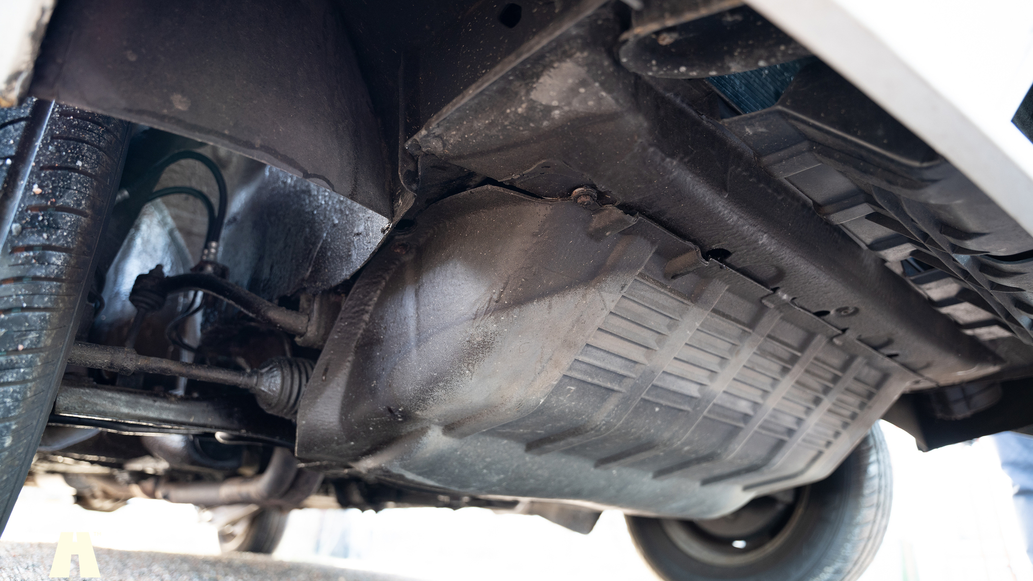 Image of 1988 Volvo 240 GL mechanics