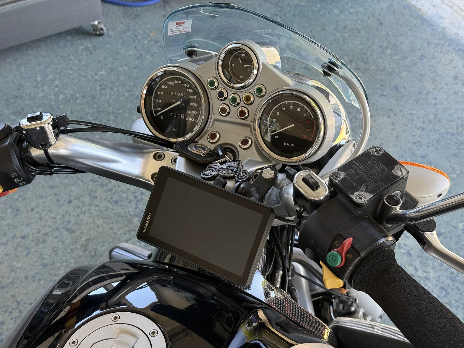 Exteriörbild på 1999 BMW Motorrad R 1100 R (18)