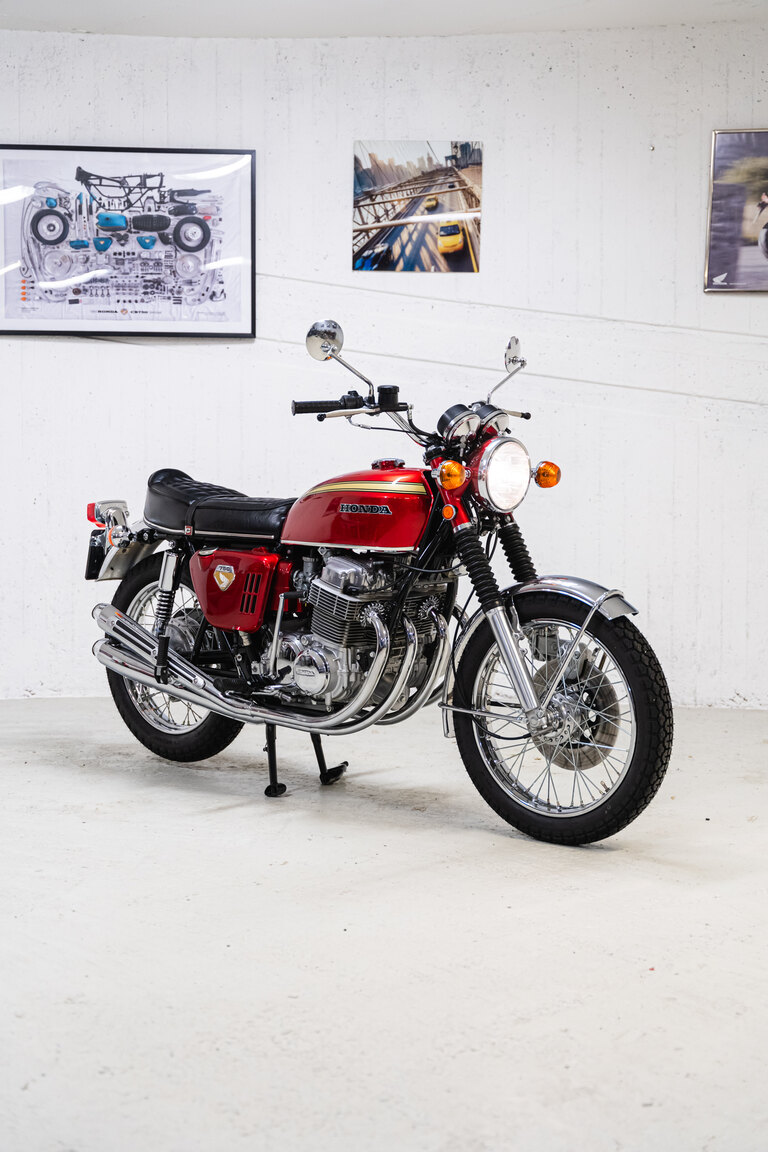 Aussenfoto Honda CB750 Sandcast