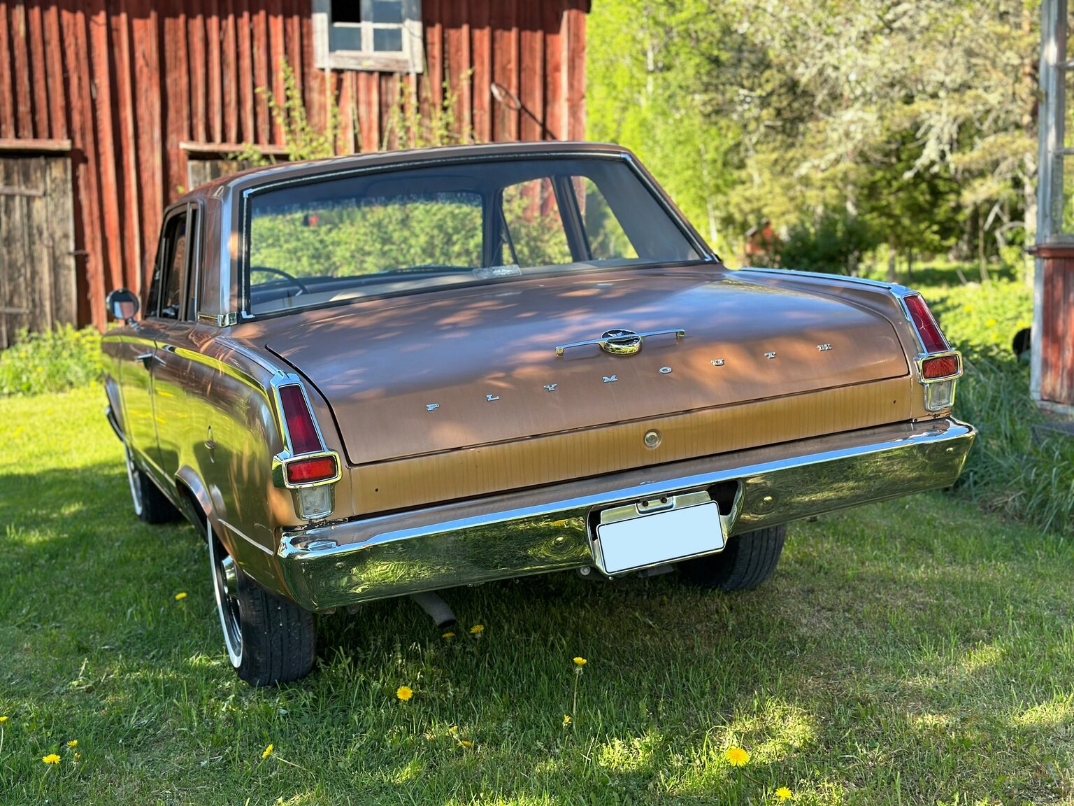 Aussenfoto 1966 Plymouth Valiant 100 2-door Sedan